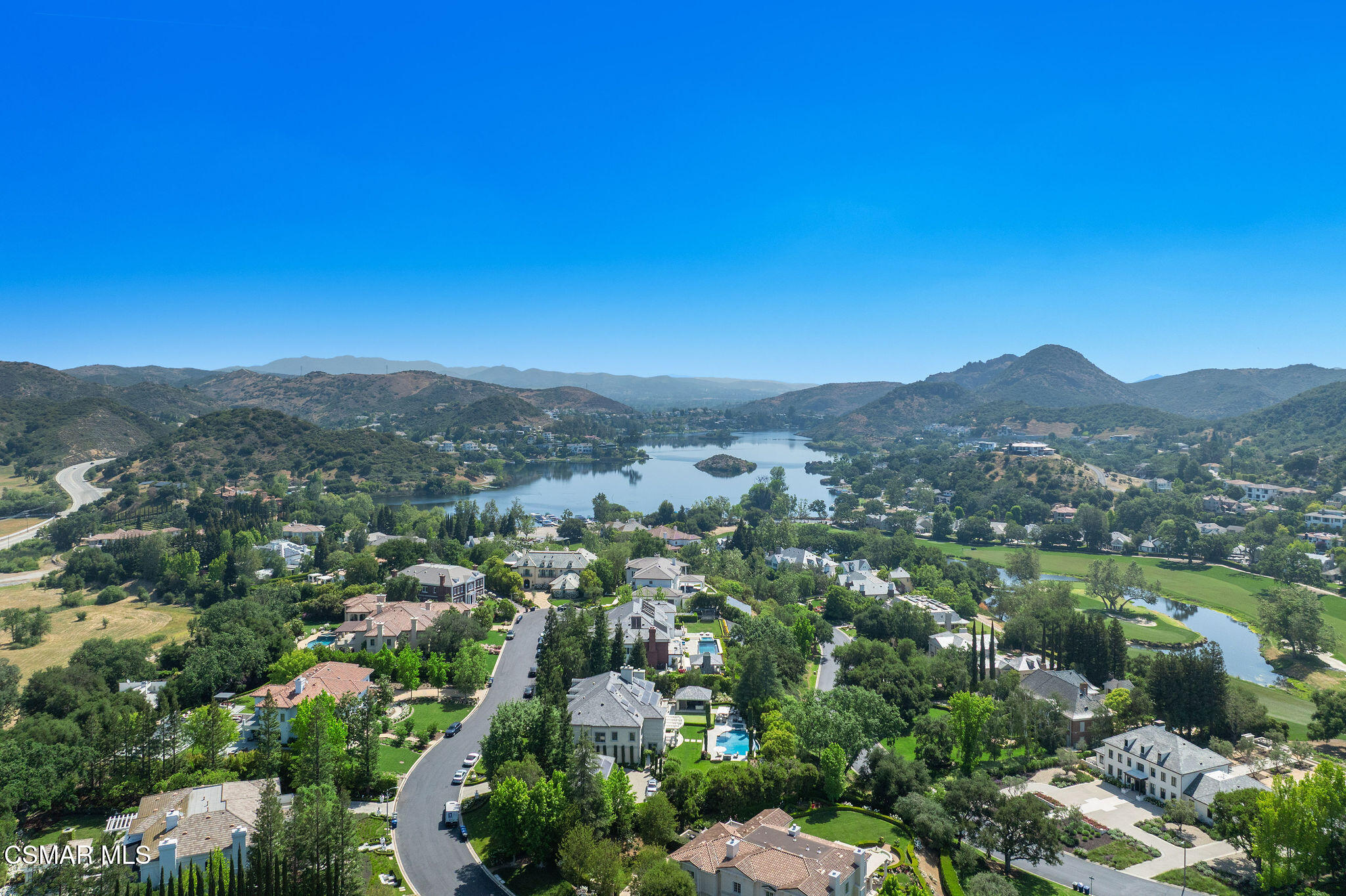 2479 Swanfield Court