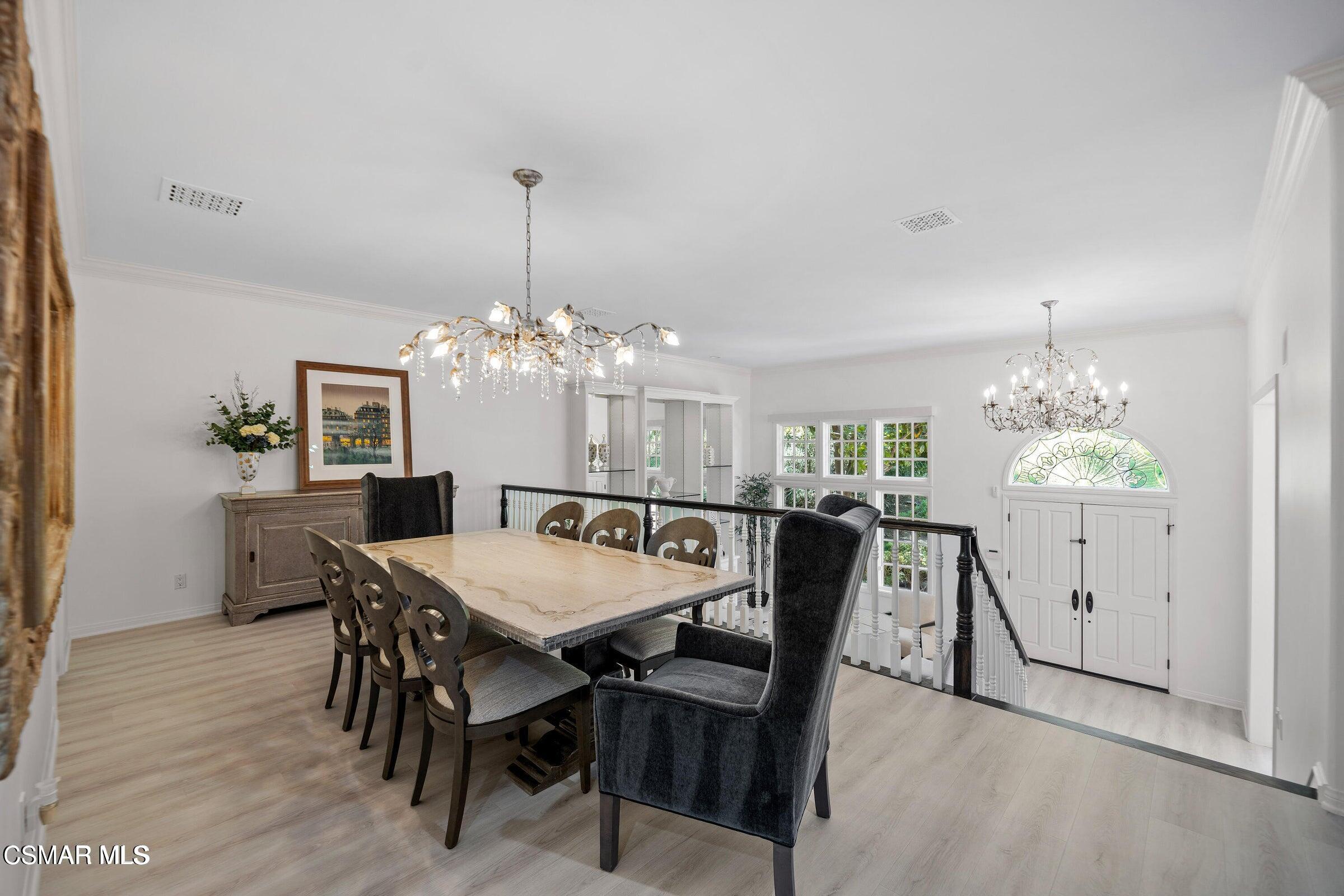 2479 Swanfield Court