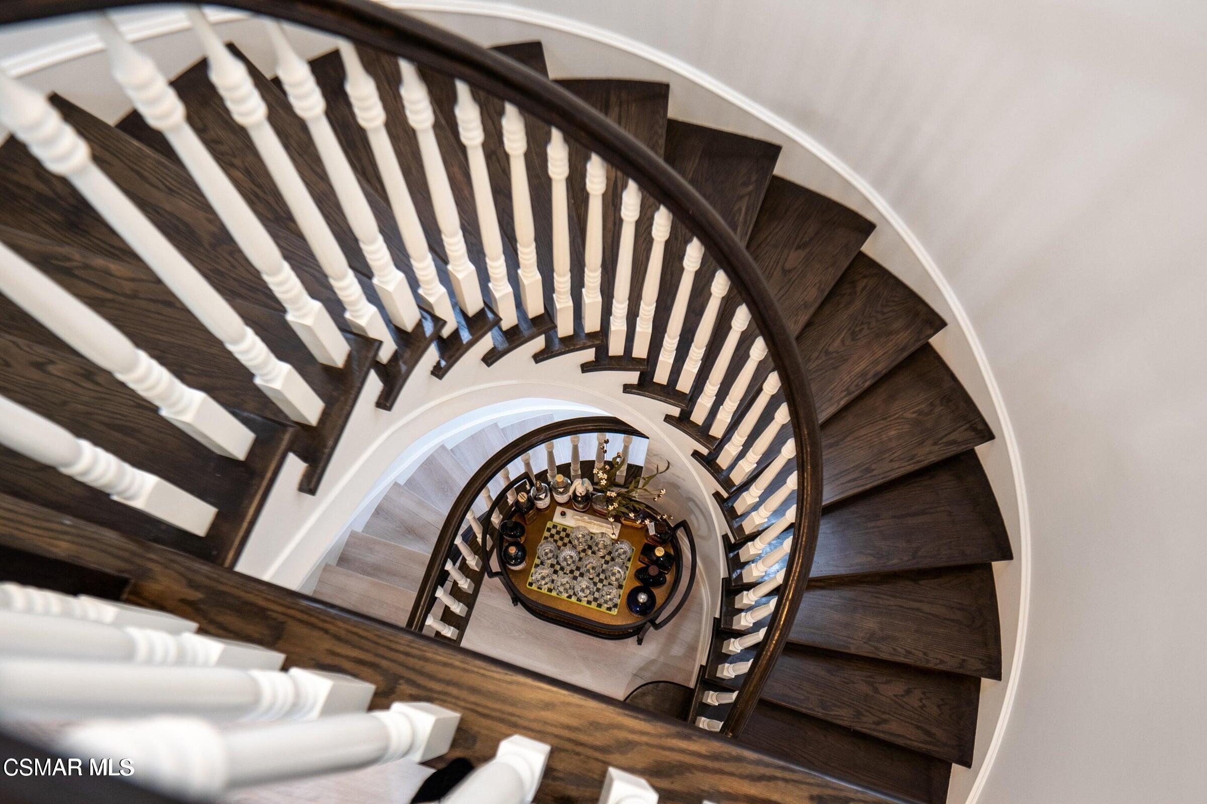 2479 Swanfield Court