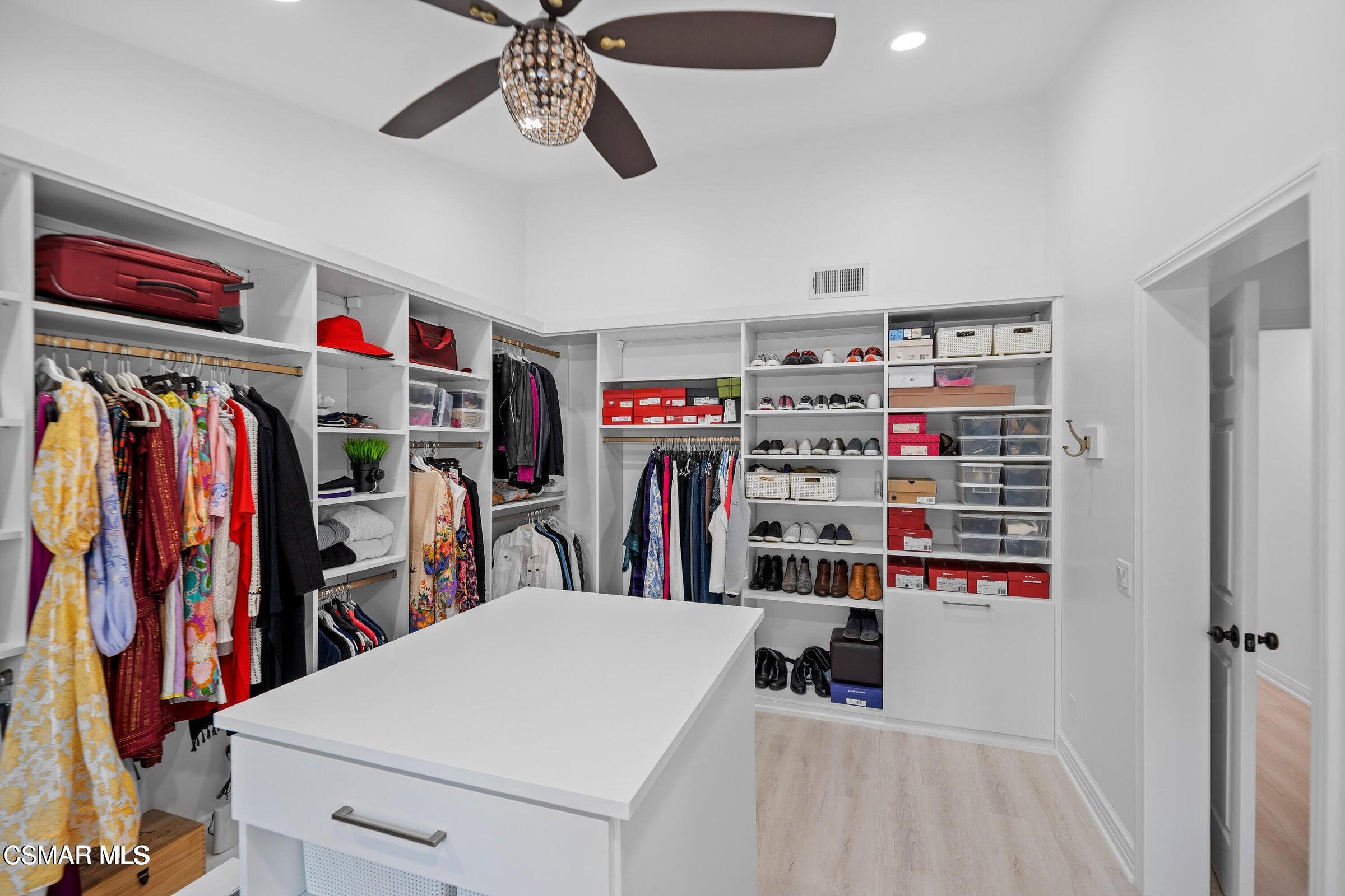 2479 Swanfield Court