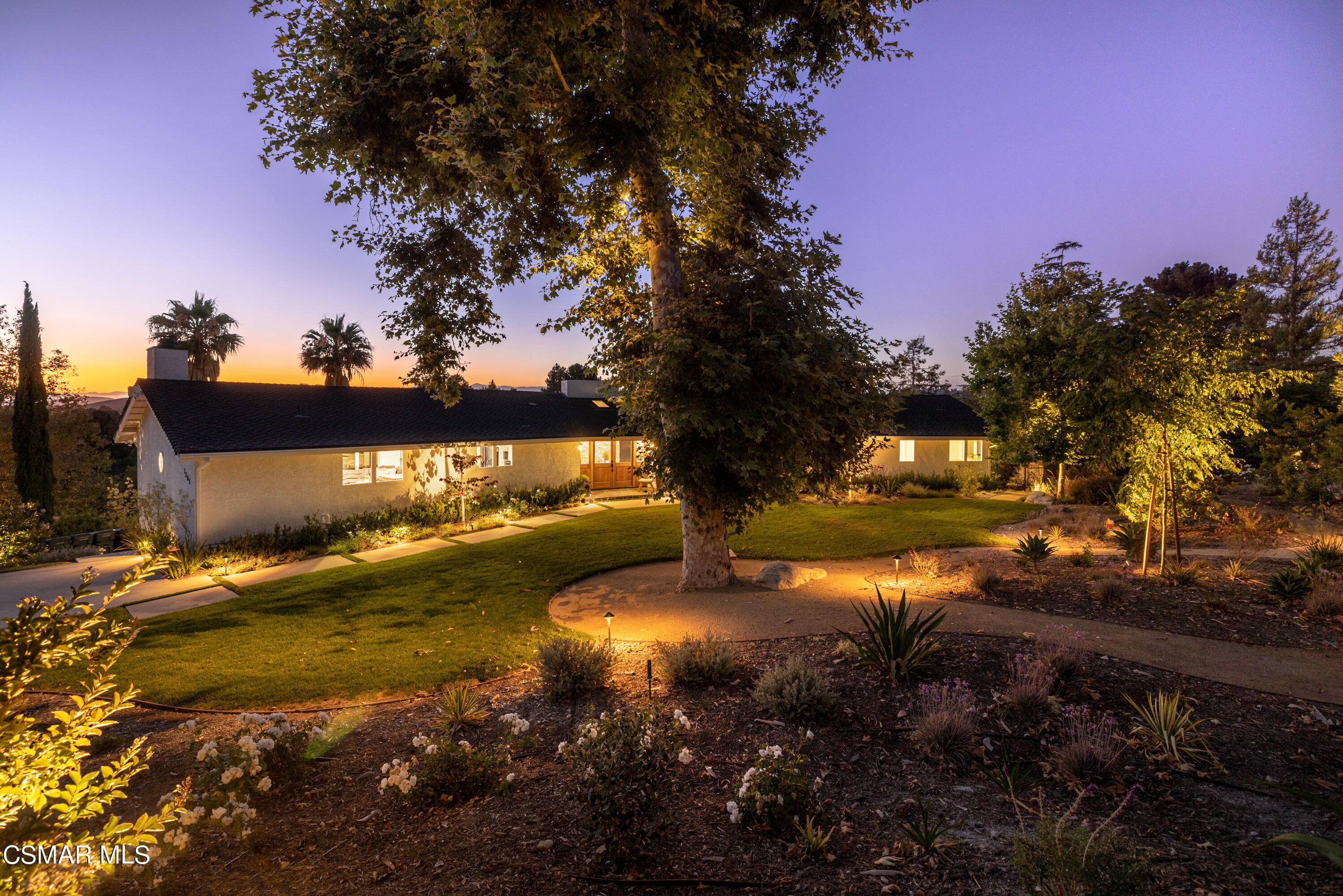 1381 La Peresa Drive