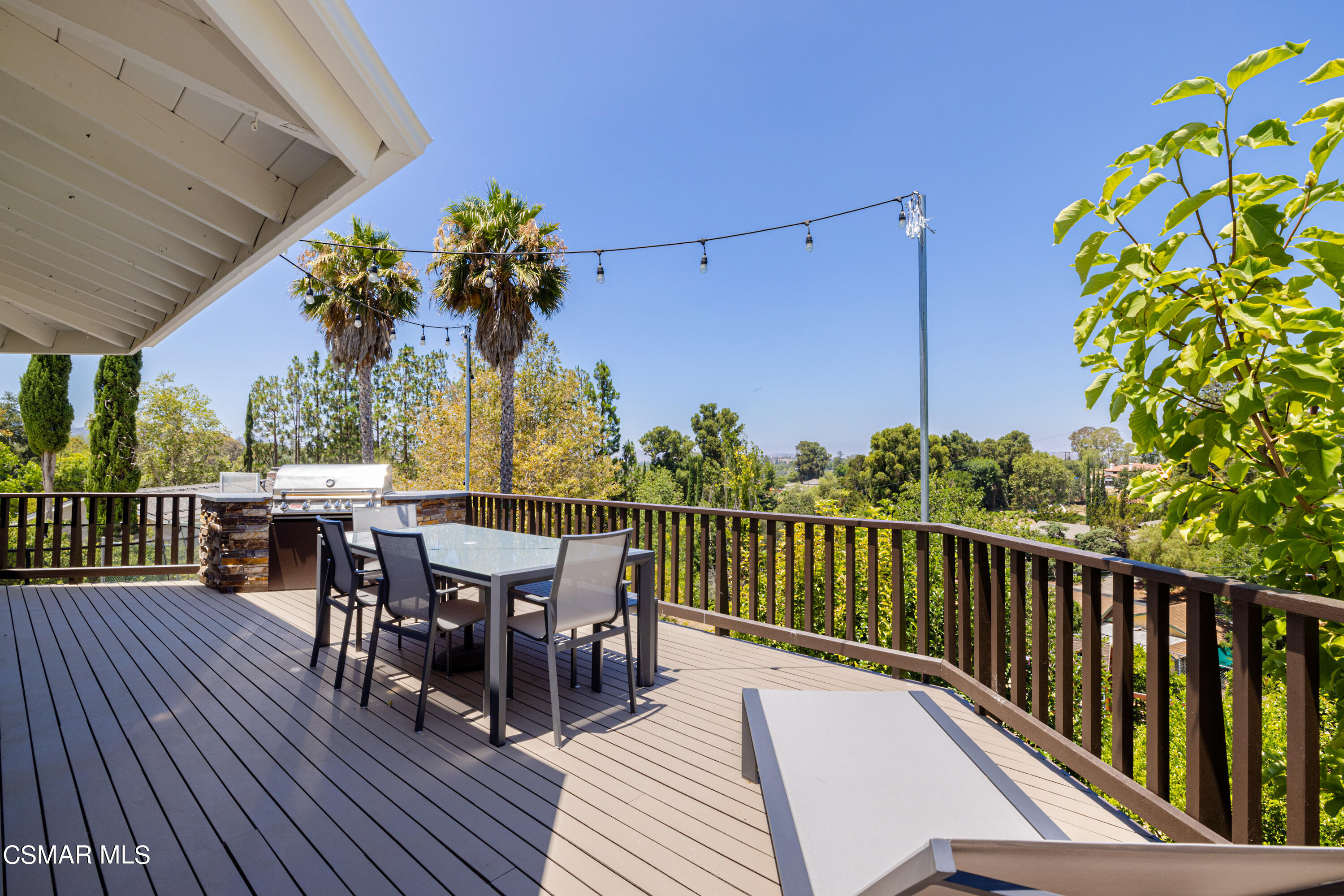 1381 La Peresa Drive