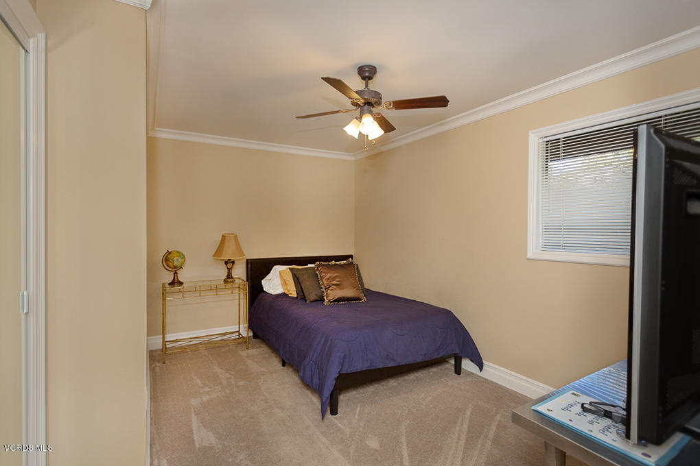 4090 Cresthaven Drive