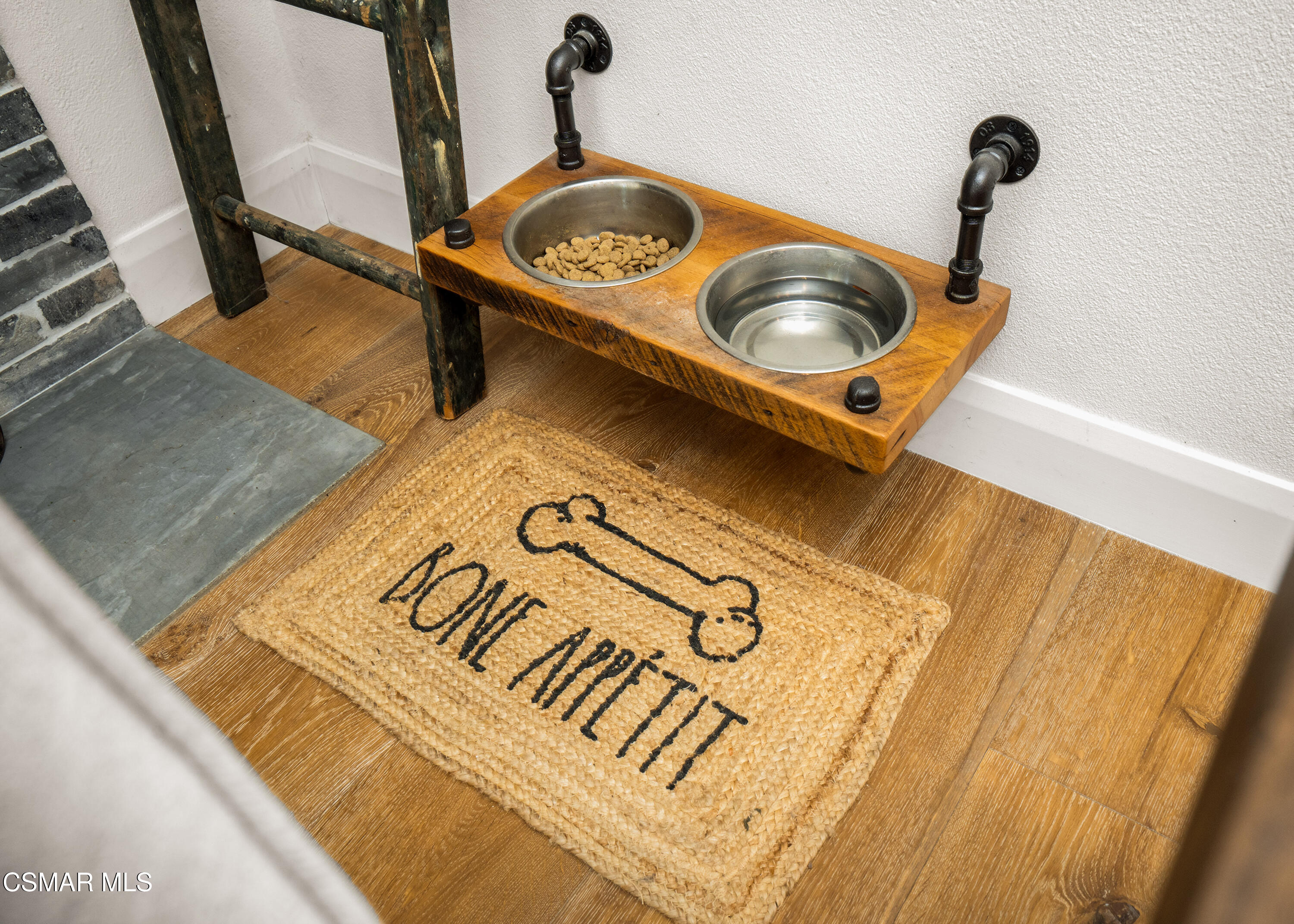 1079 Powderhorn Court