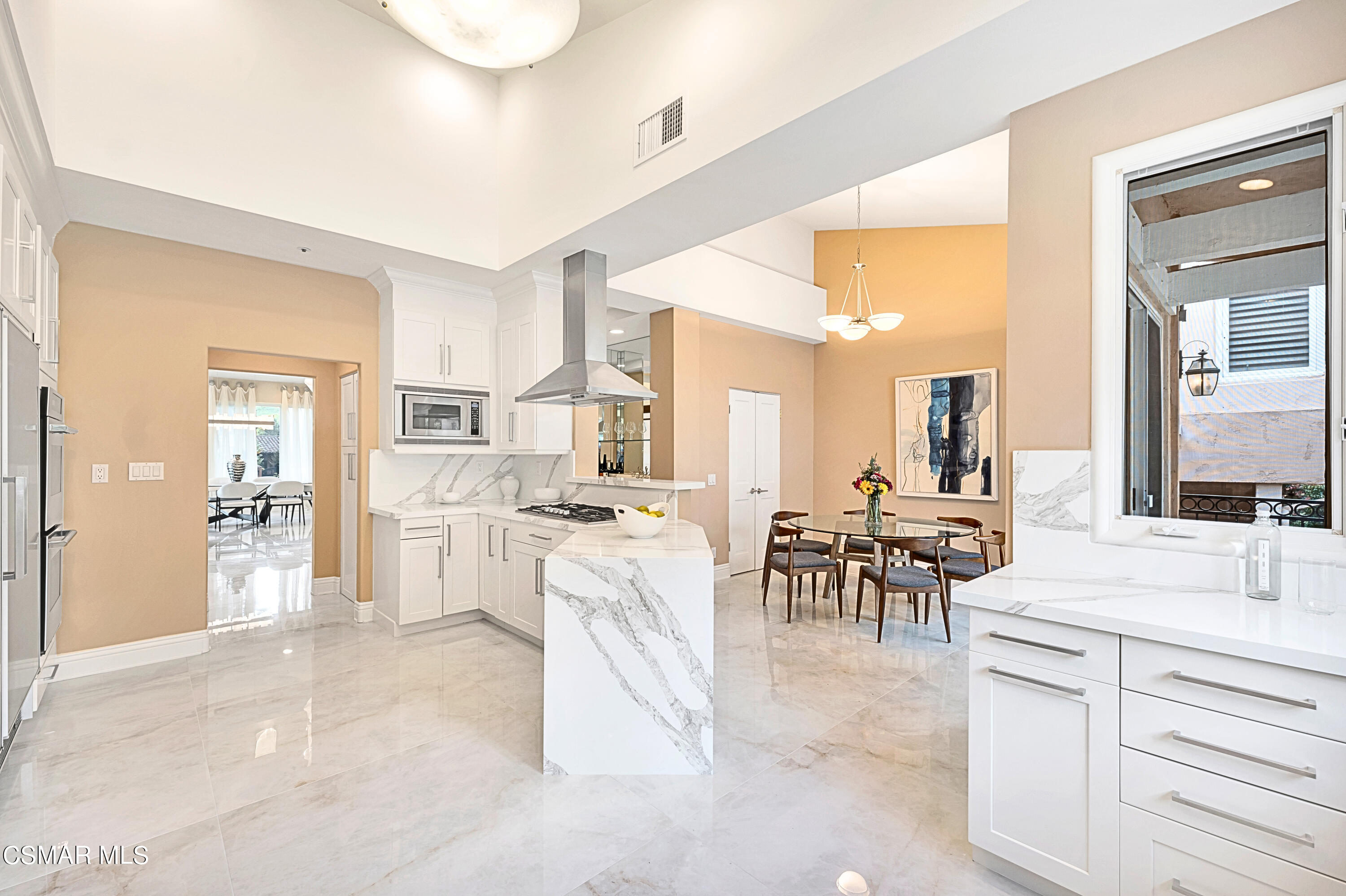 1687 Castlebridge Court