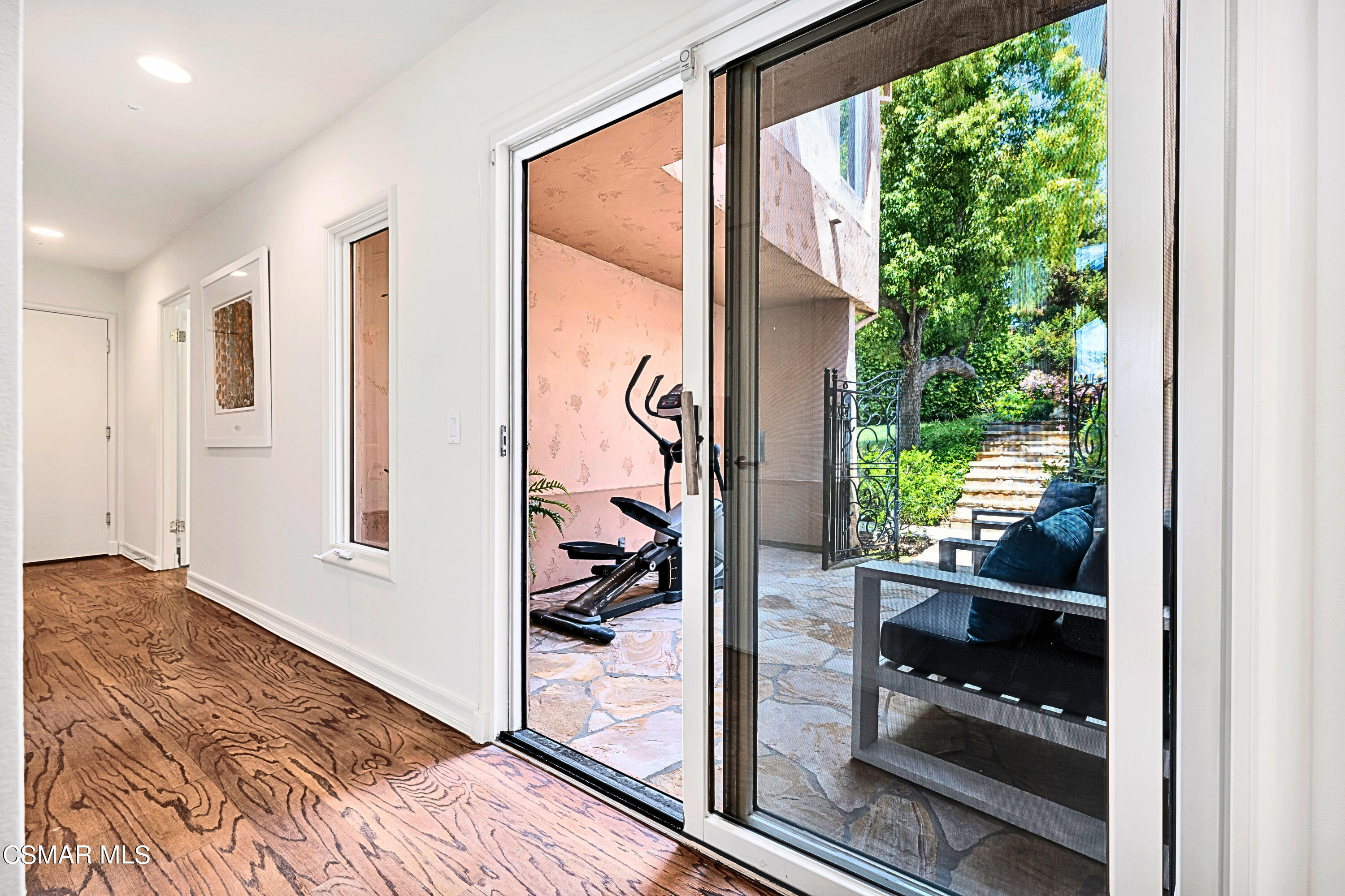 1687 Castlebridge Court