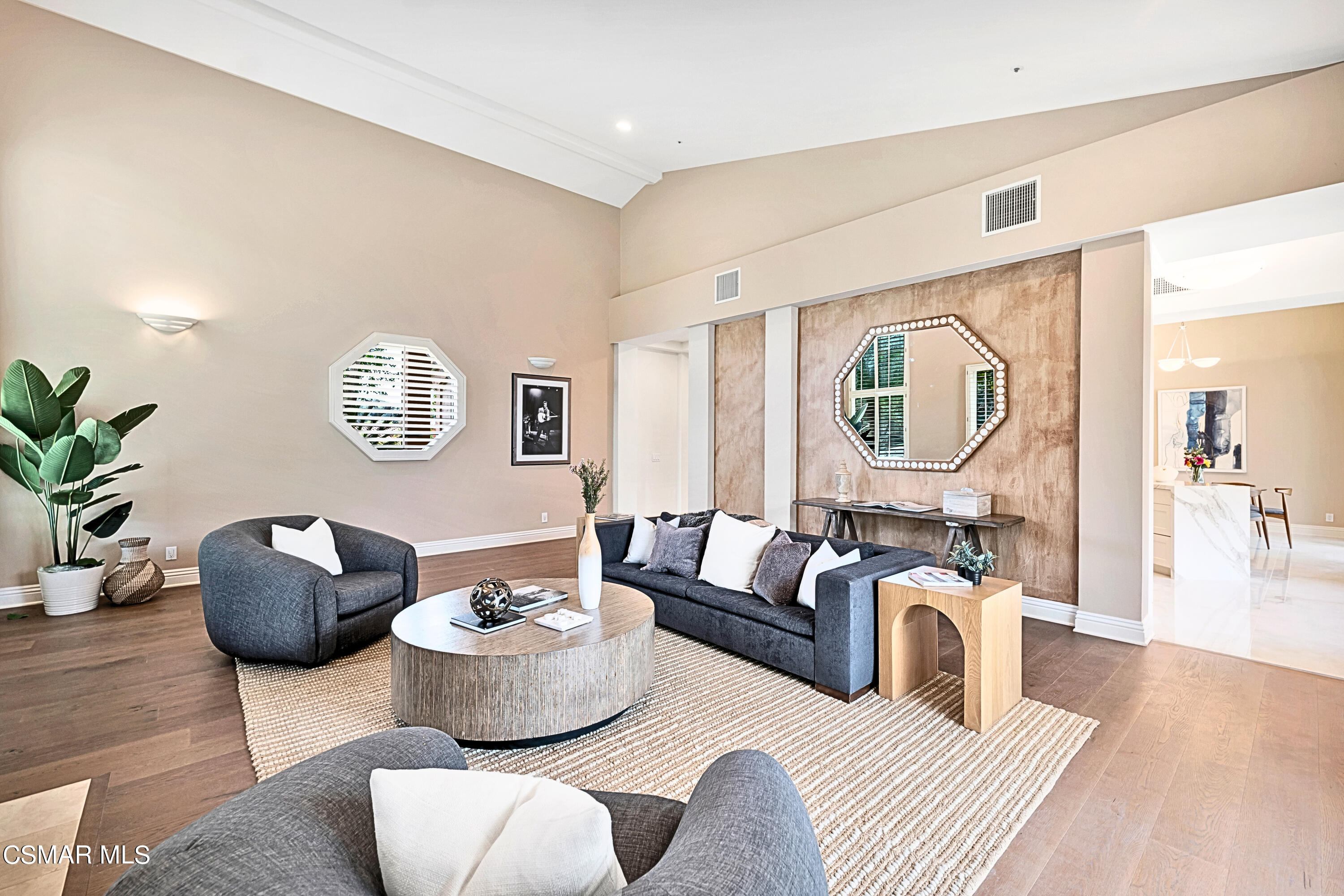 1687 Castlebridge Court