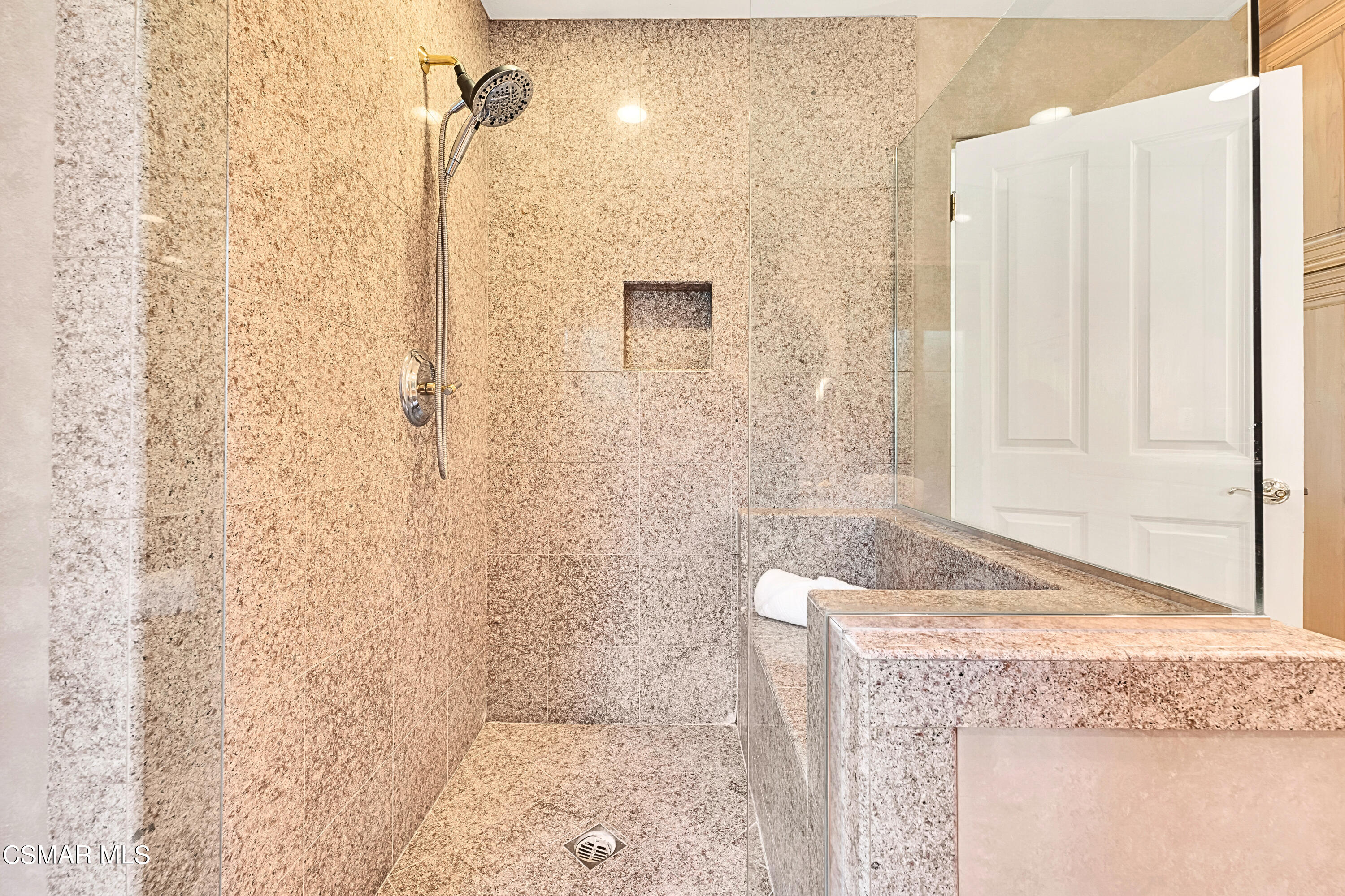 1687 Castlebridge Court