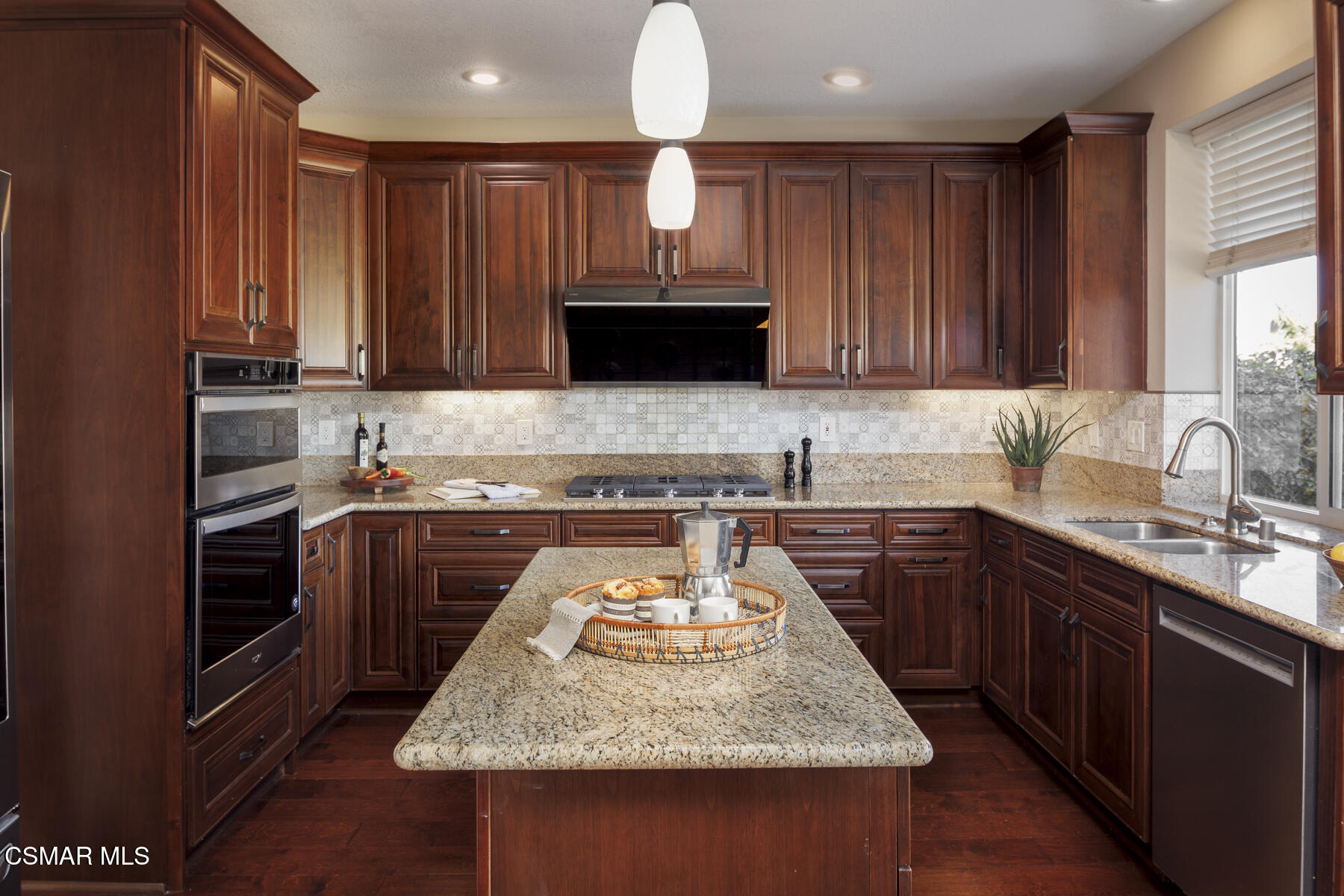 1373 Sapphire Dragon Street