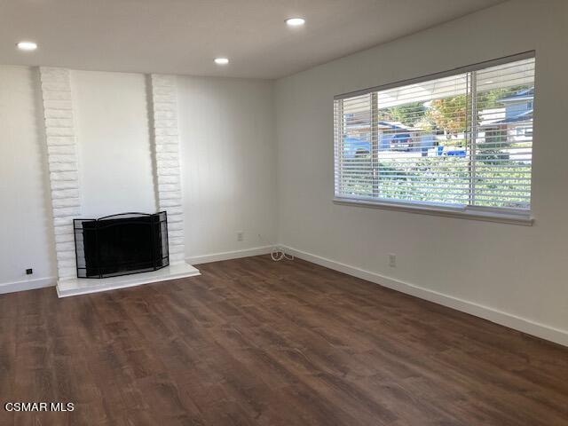 3916 Buckthorn Court