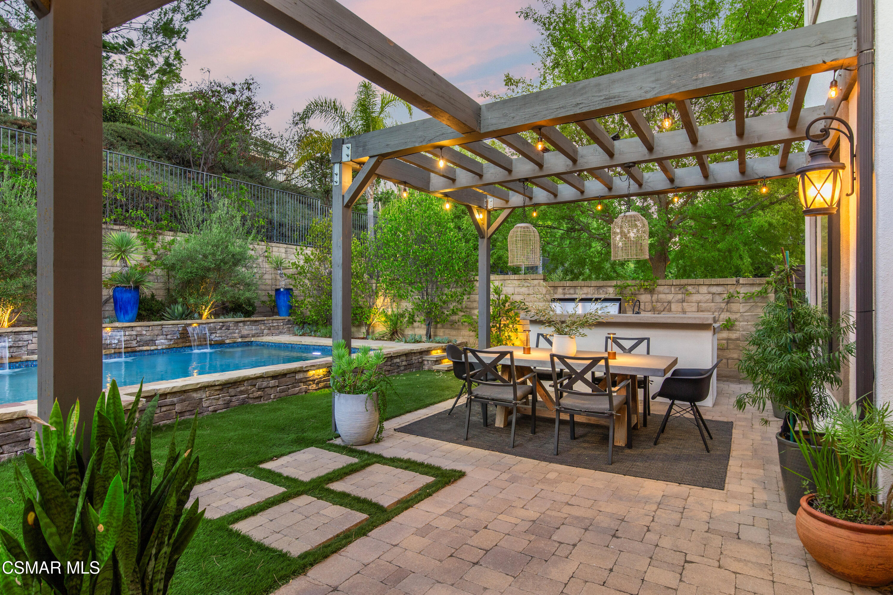 6027 Caledonia Court