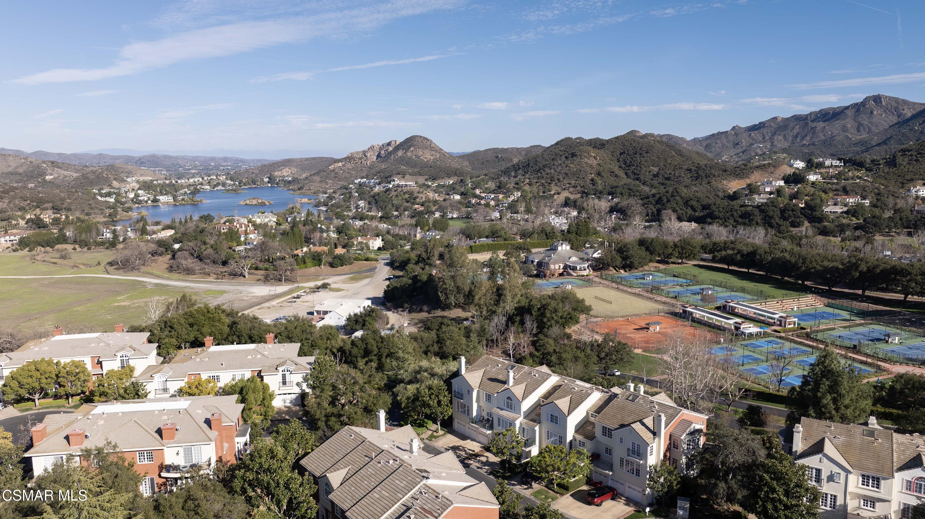 2418 Swanfield Court