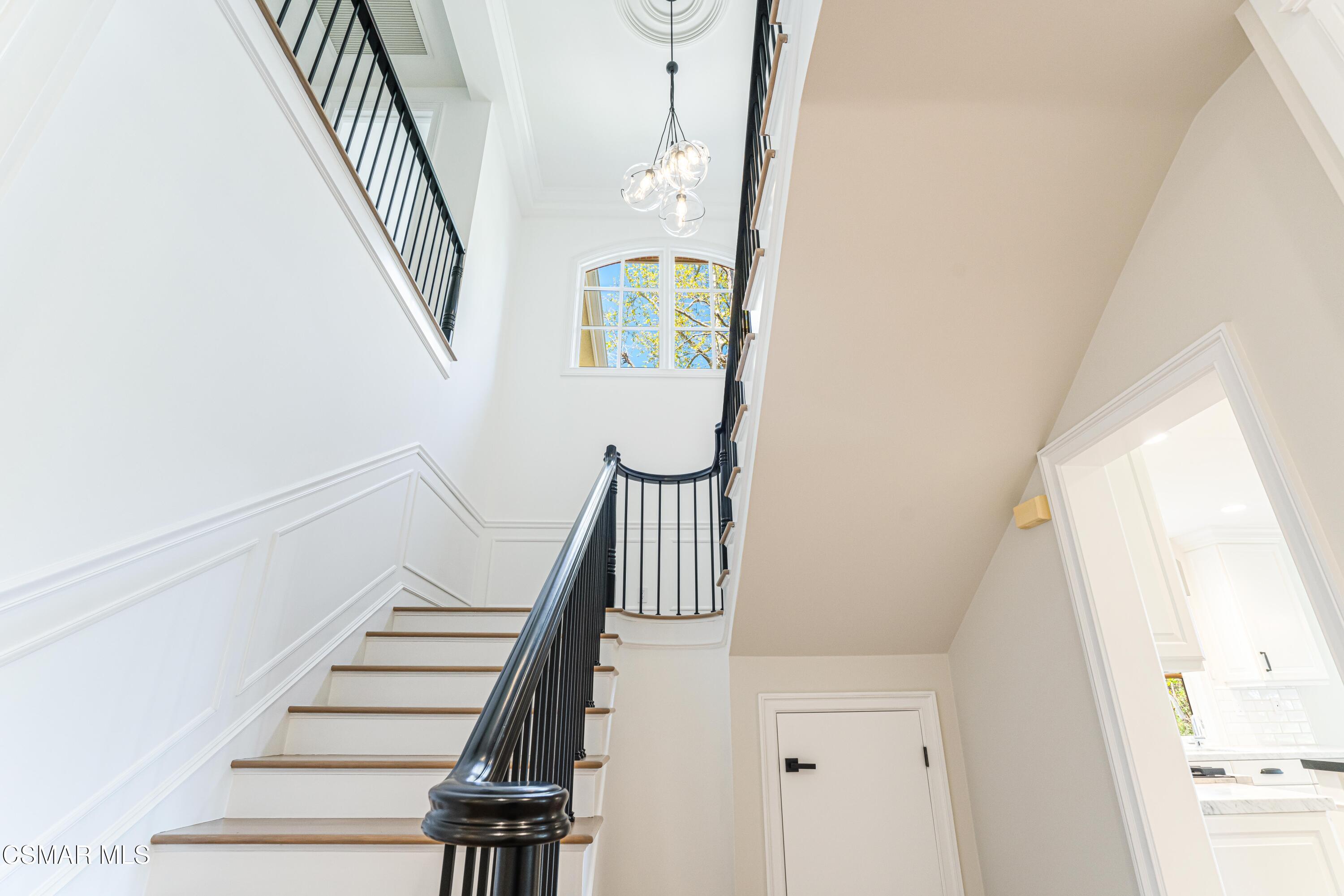 2306 Heatherbank Court