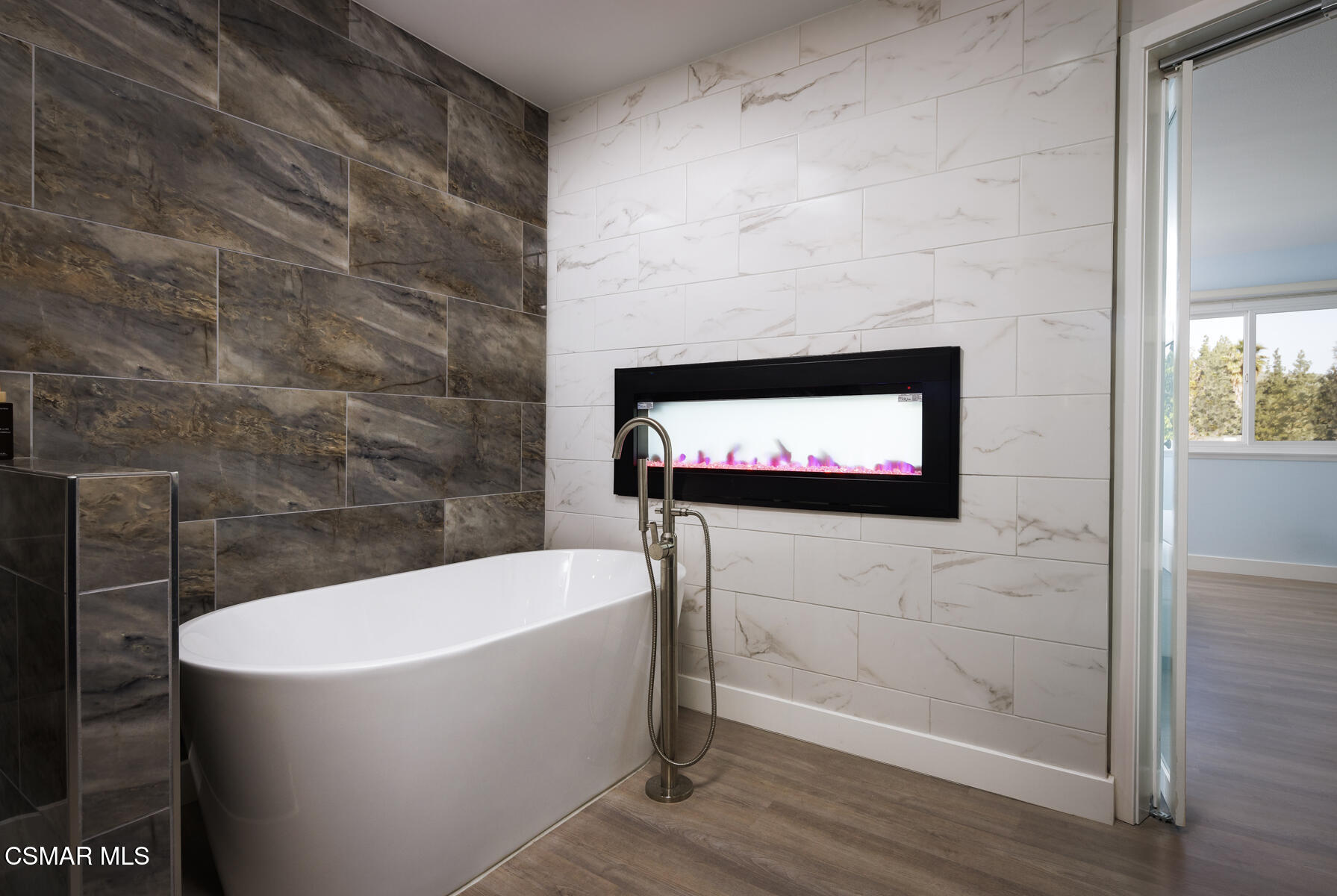 204 Smoke Tree Avenue