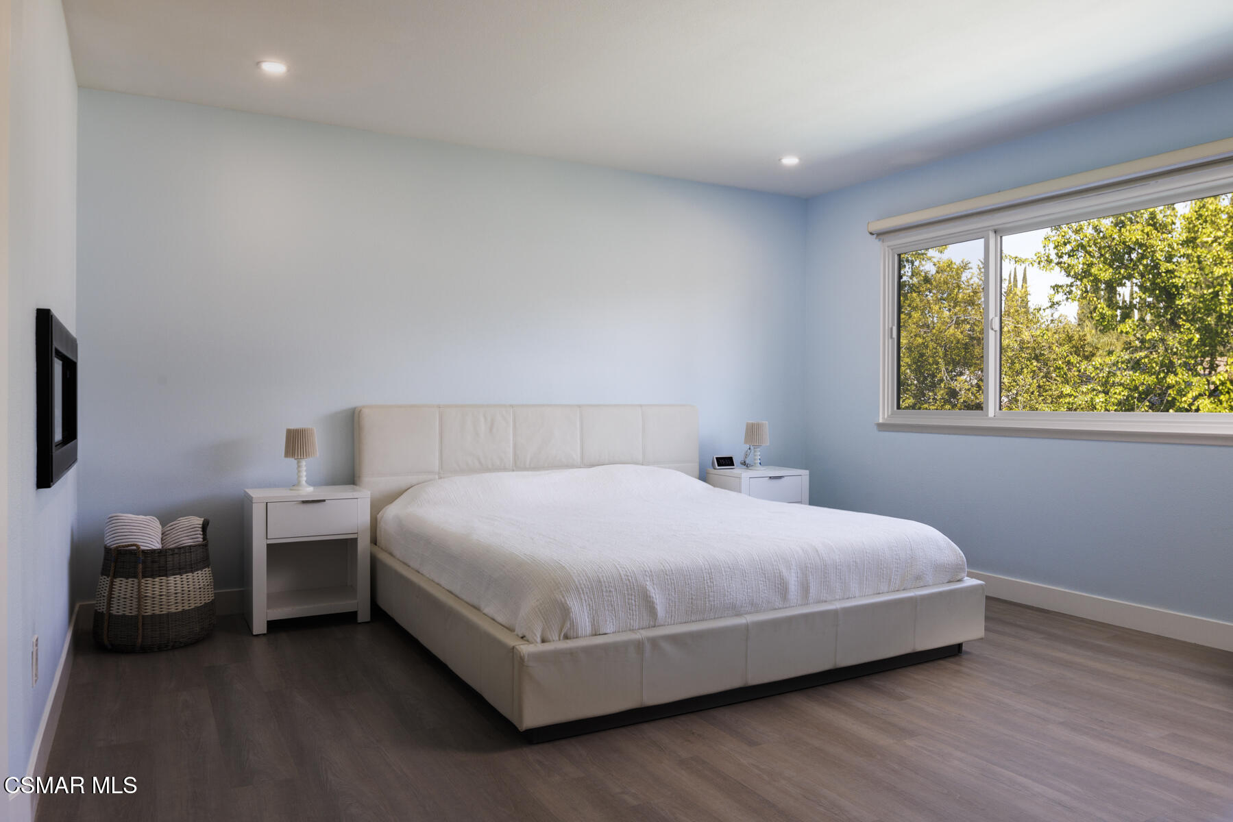 204 Smoke Tree Avenue