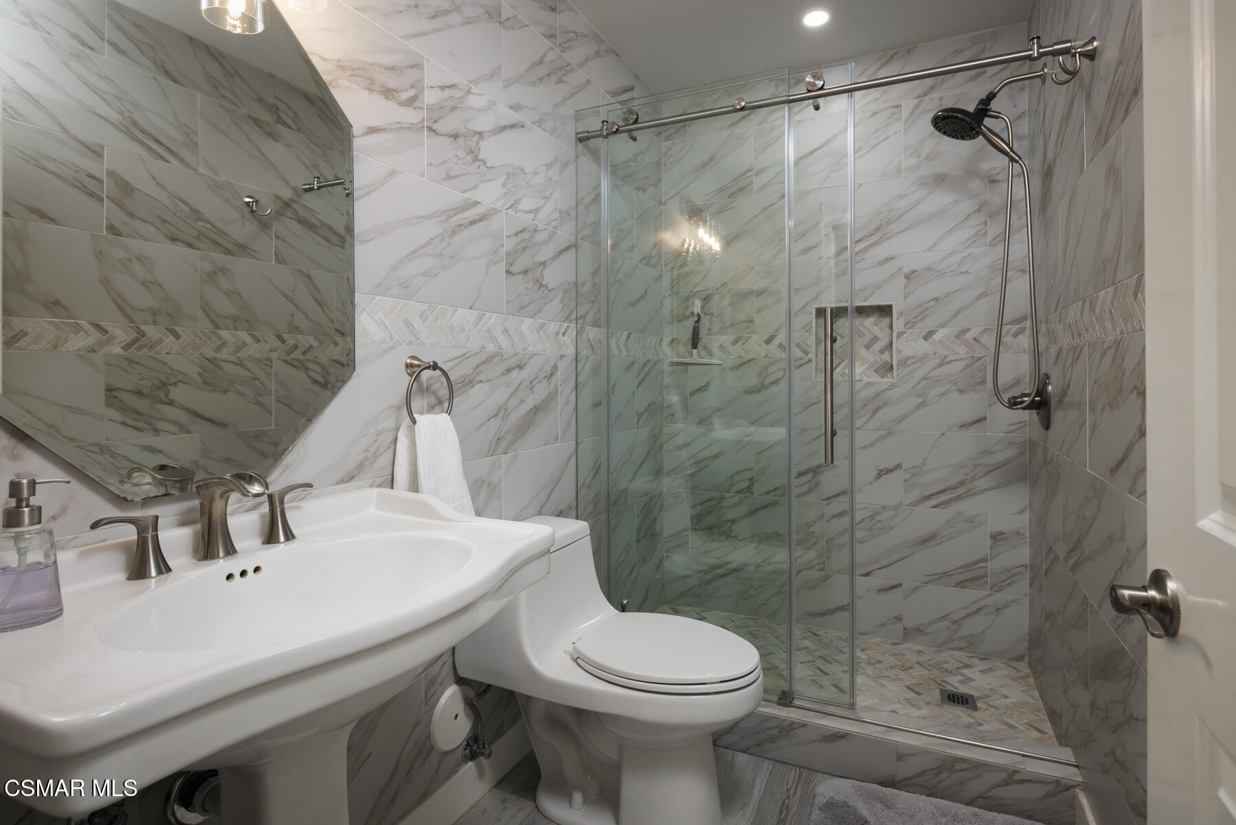 204 Smoke Tree Avenue