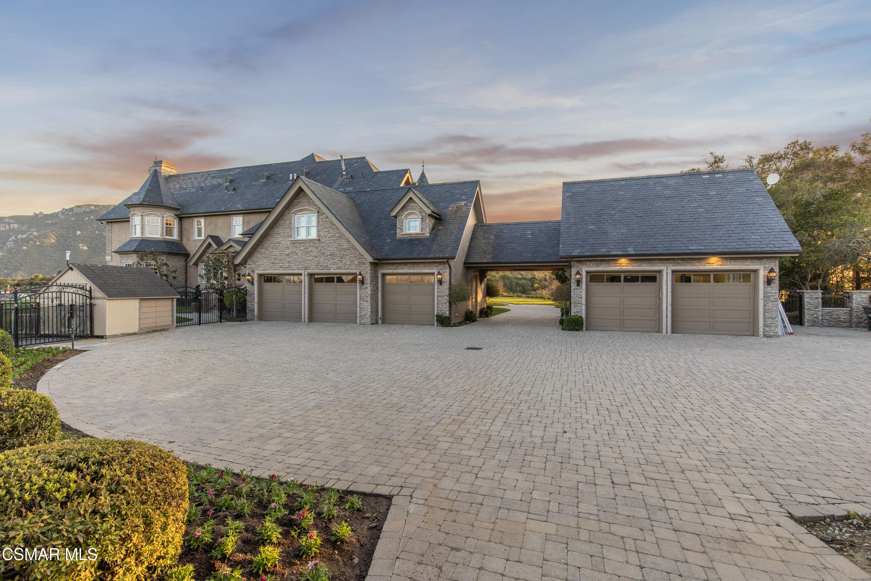 2200 White Stallion Road