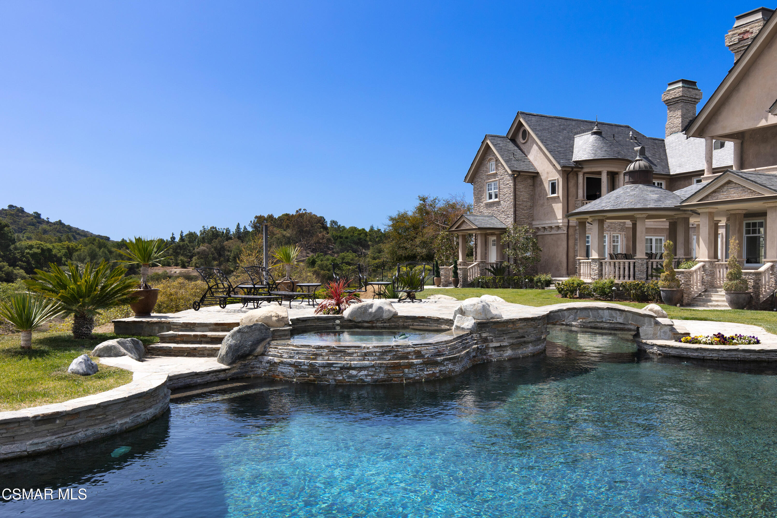 2200 White Stallion Road
