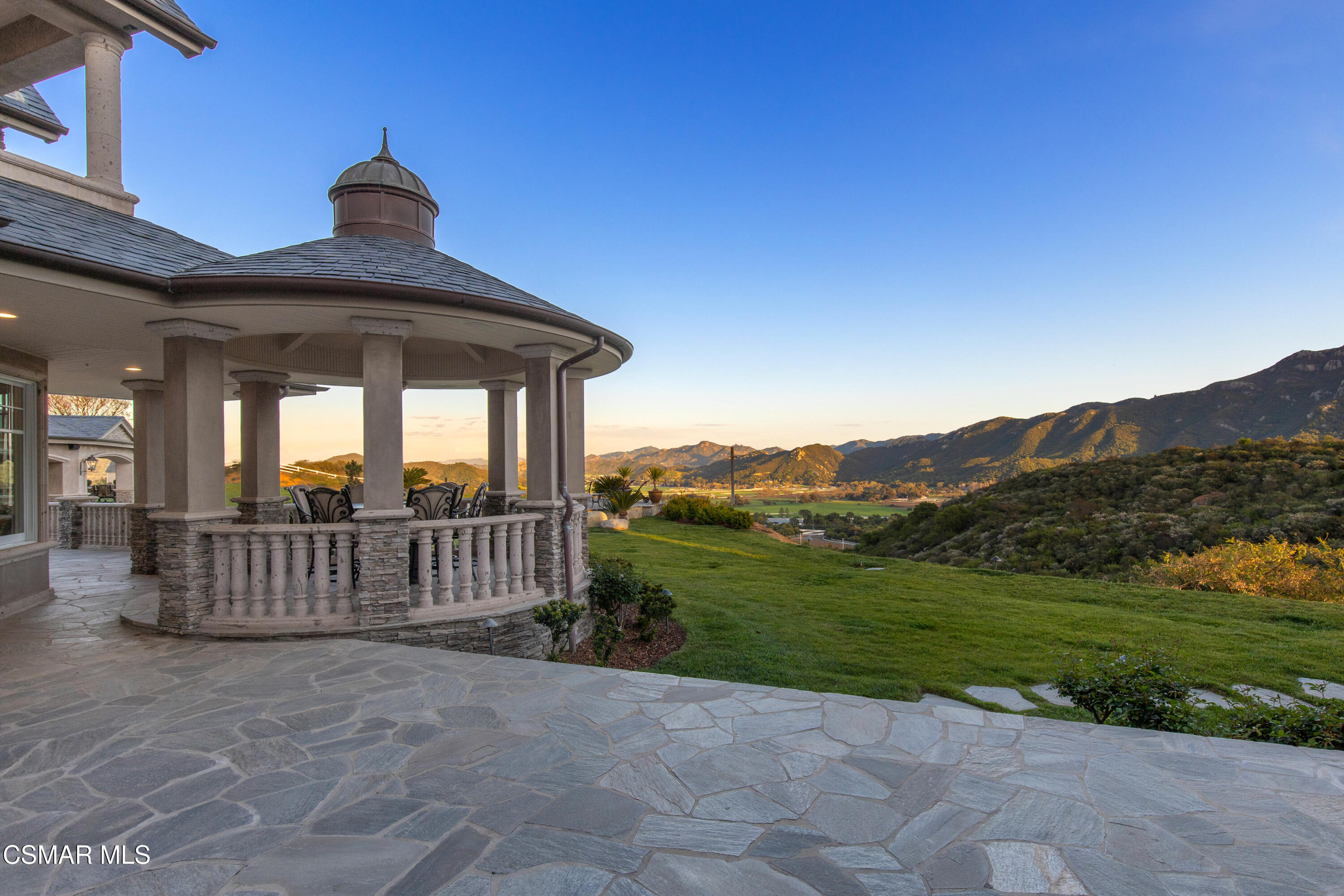 2200 White Stallion Road
