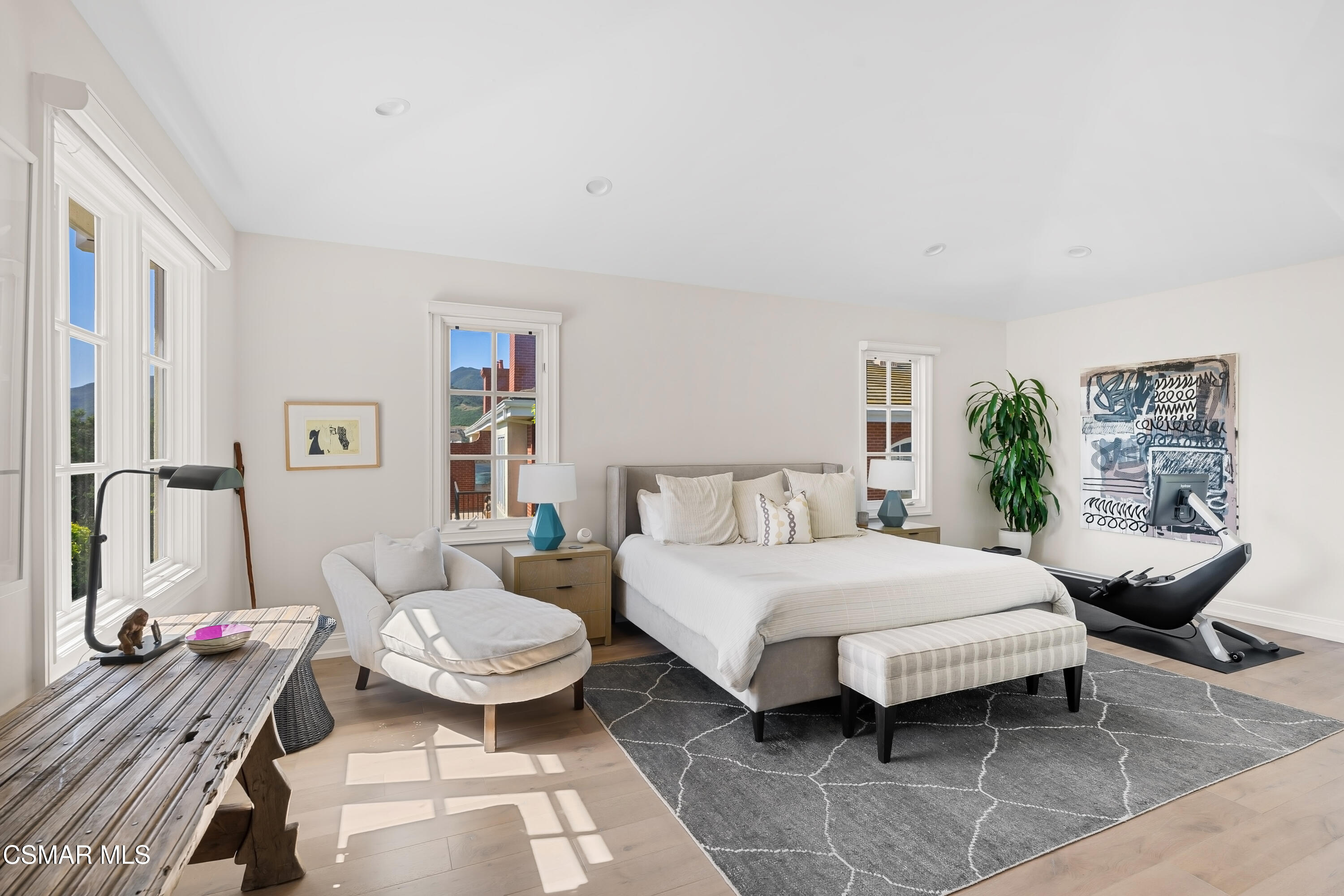 2366 Heatherbank Court