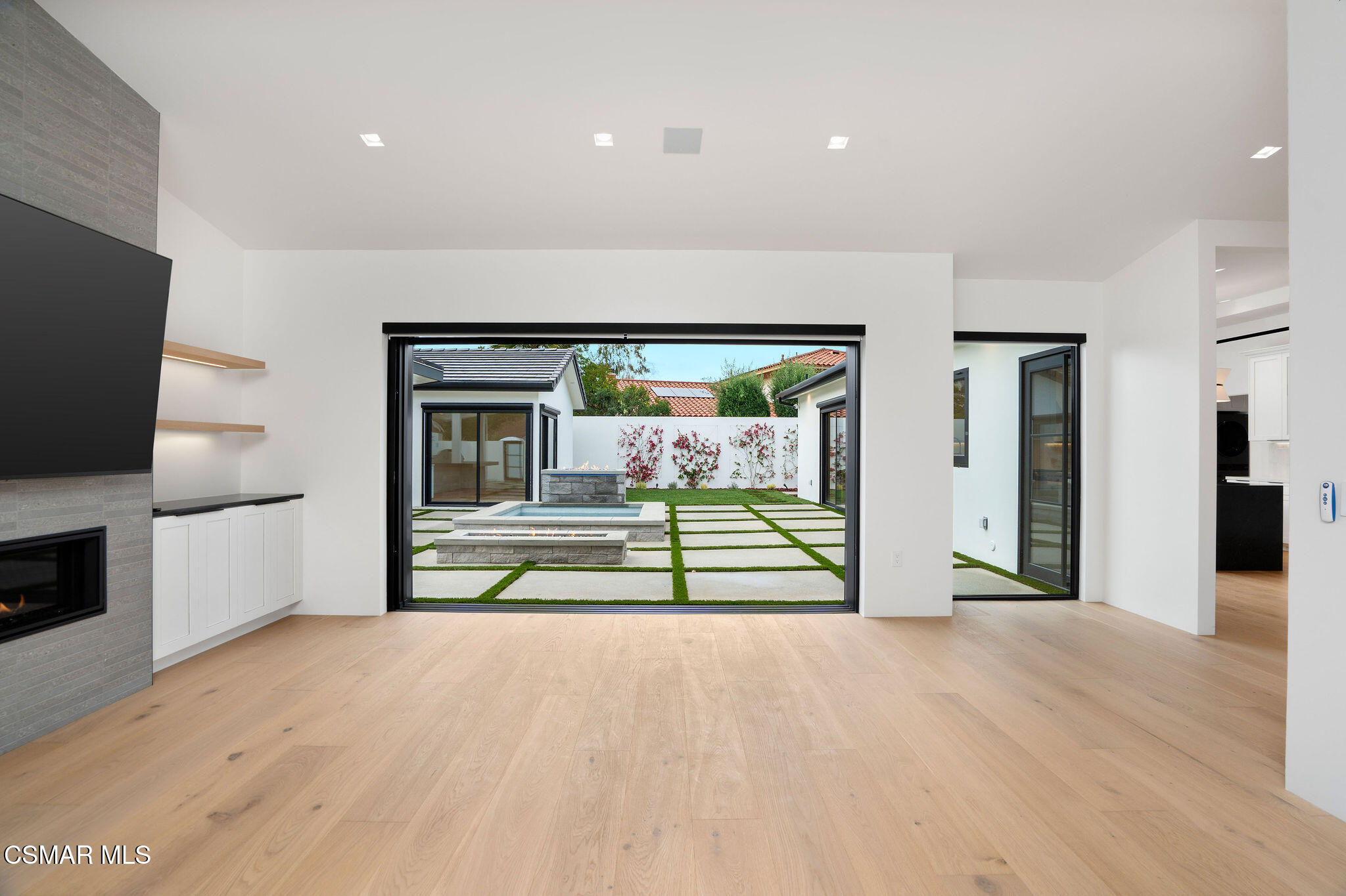 32001 Watergate Court