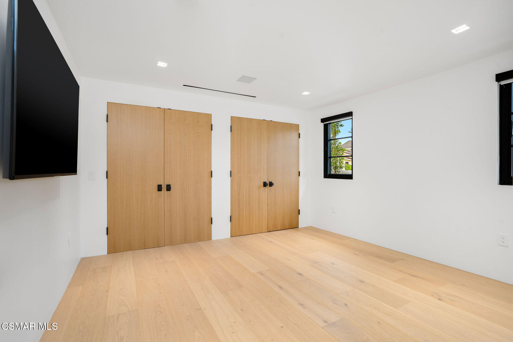 32001 Watergate Court