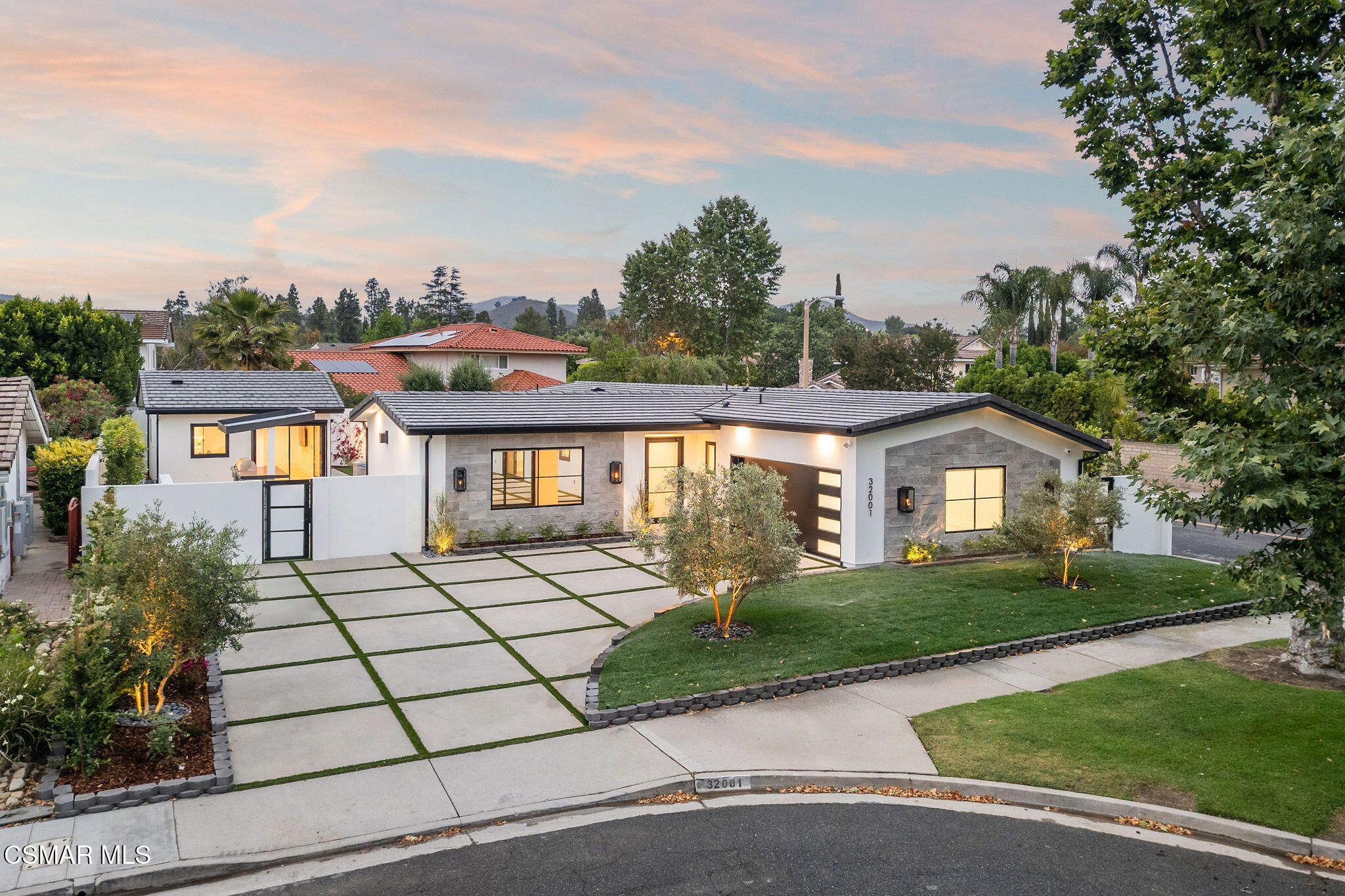 32001 Watergate Court