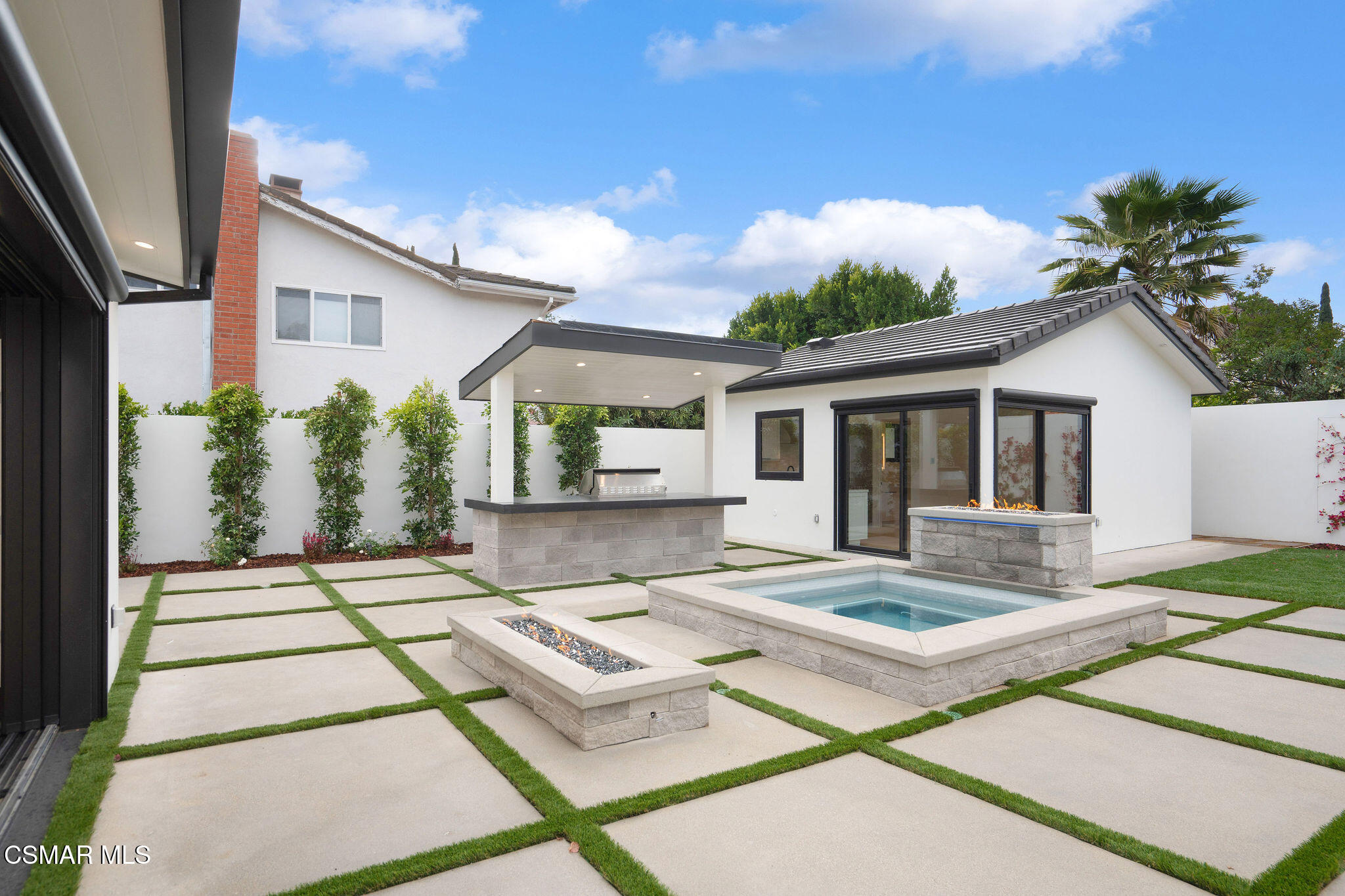 32001 Watergate Court