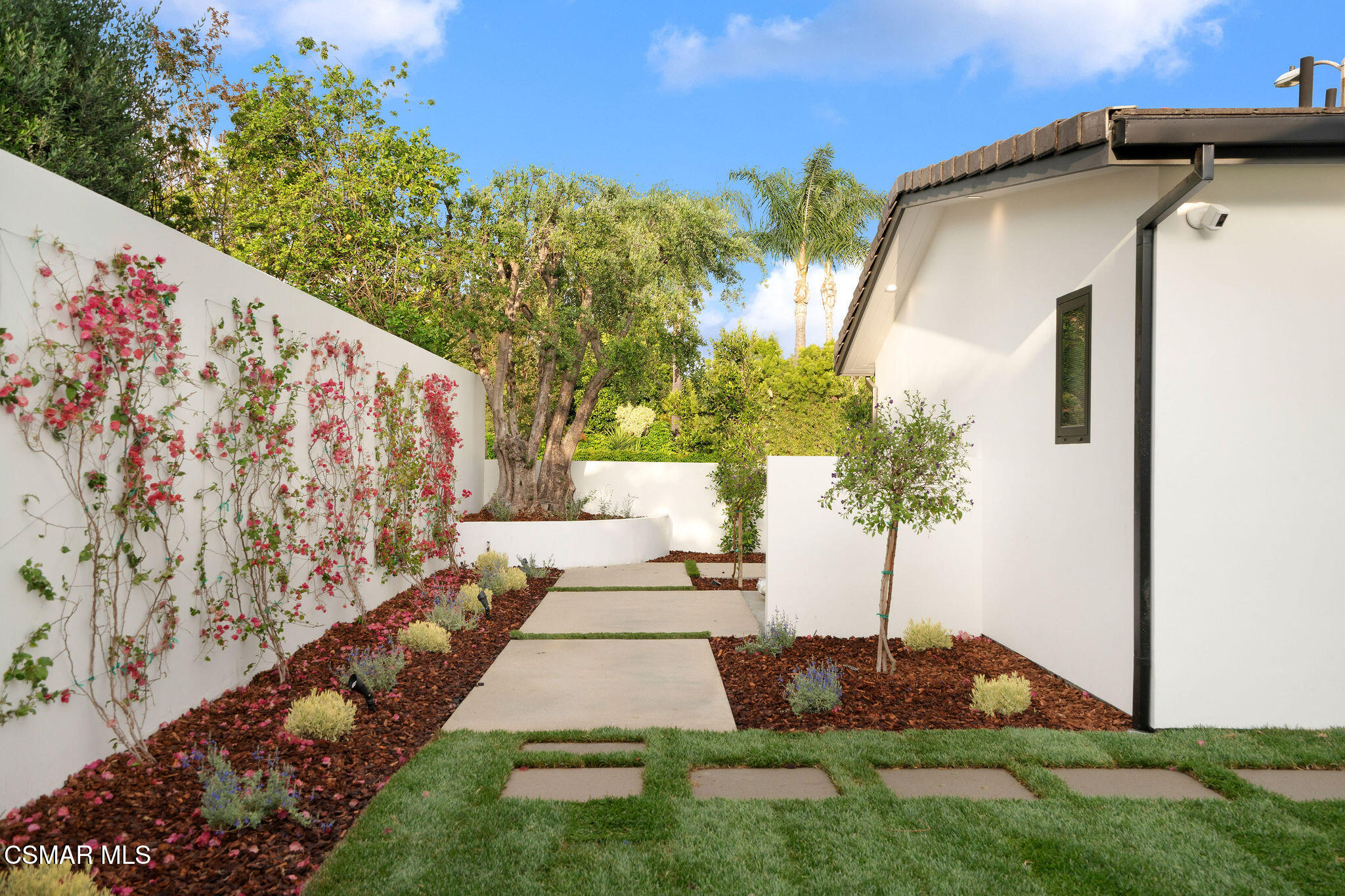 32001 Watergate Court