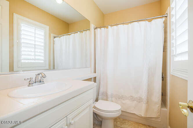 5326 Calarosa Ranch Road