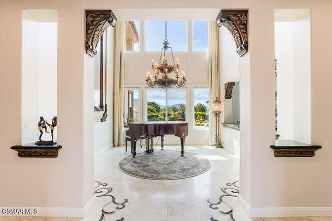 5326 Calarosa Ranch Road