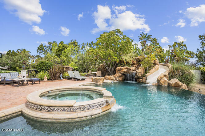 5326 Calarosa Ranch Road