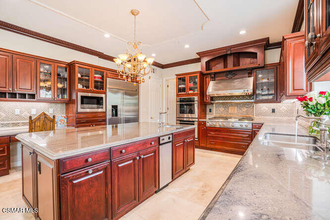 5326 Calarosa Ranch Road