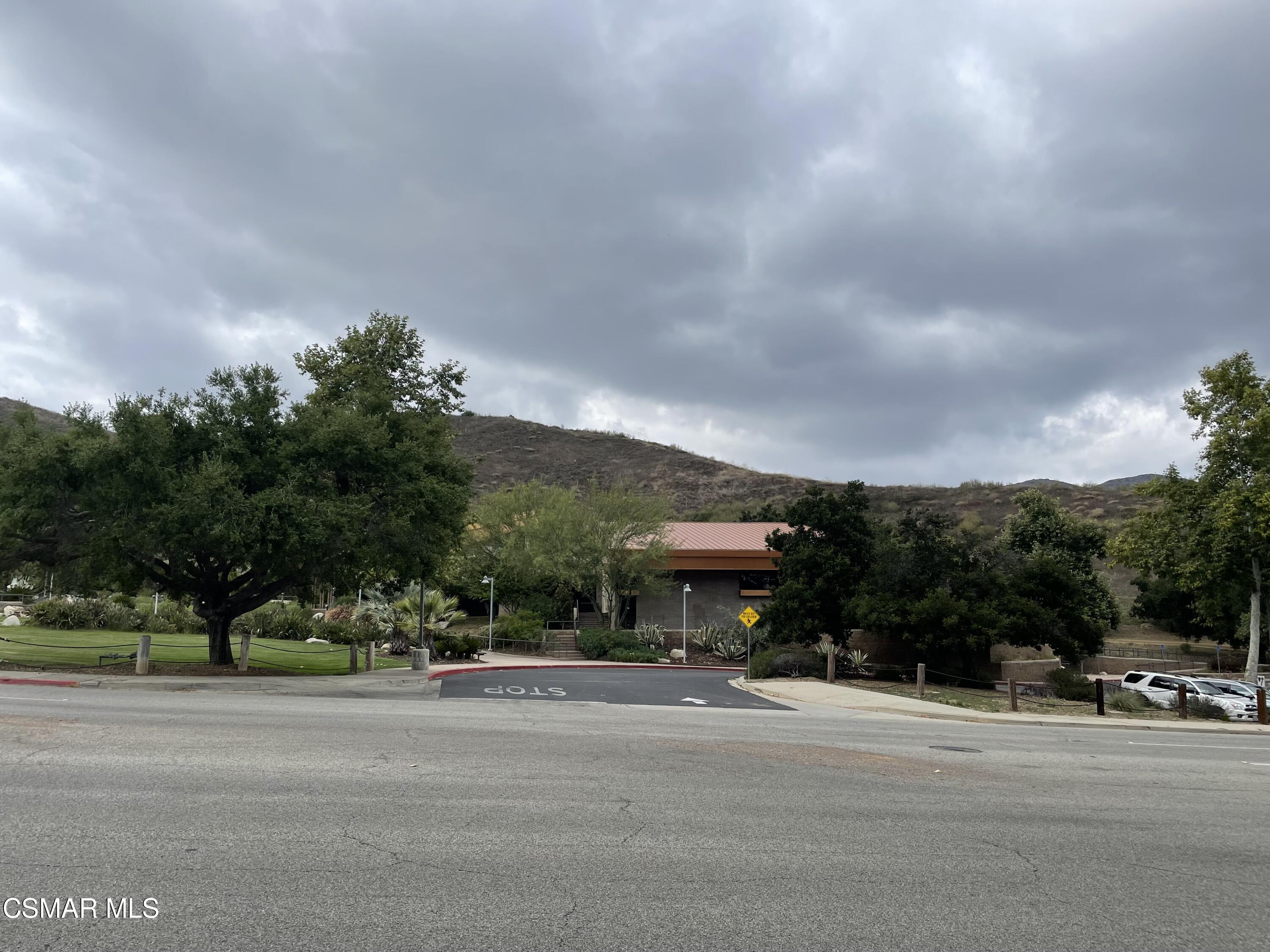 977 Quarterhorse Lane