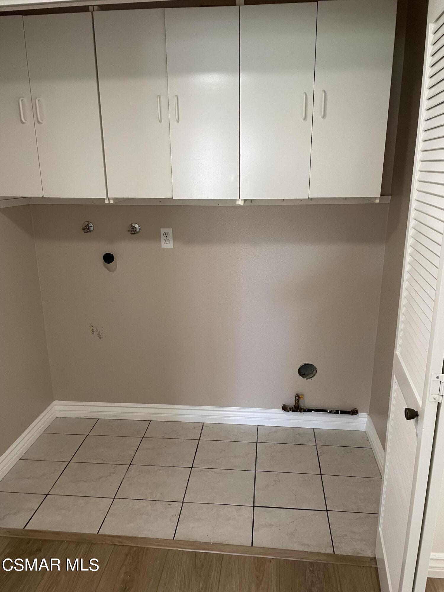 977 Quarterhorse Lane