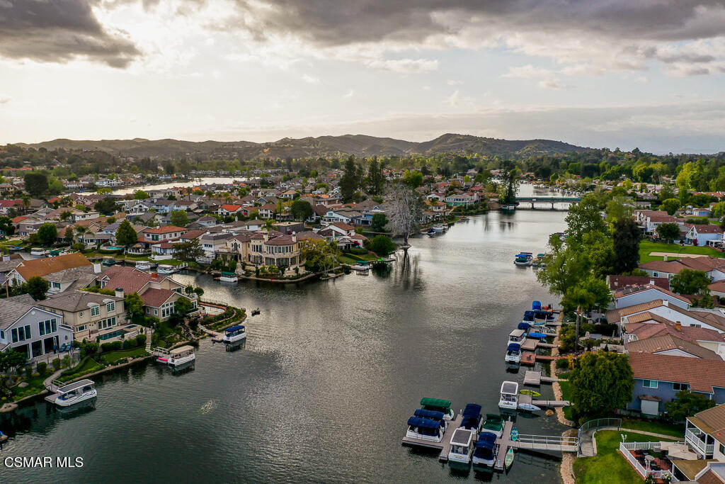 32109 Beachview Lane