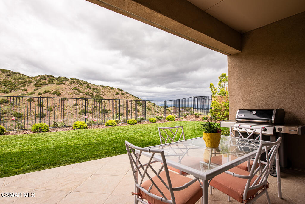 24359 W Stone Bend Lane