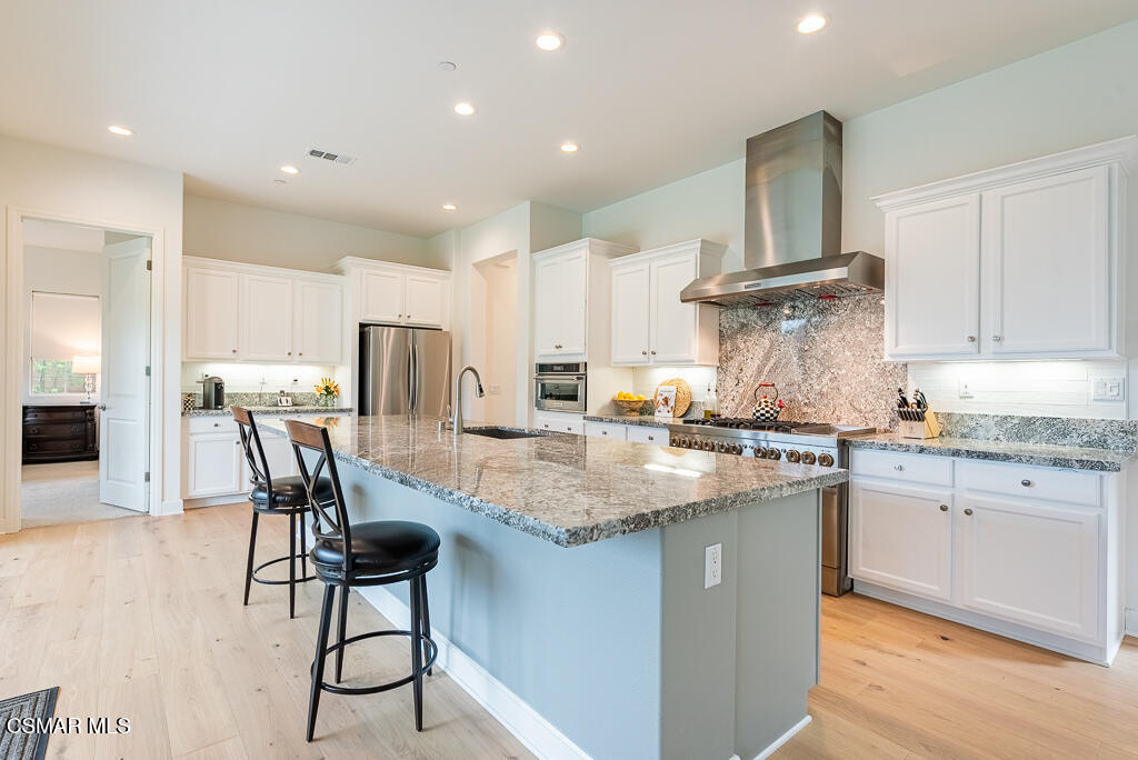 24359 W Stone Bend Lane