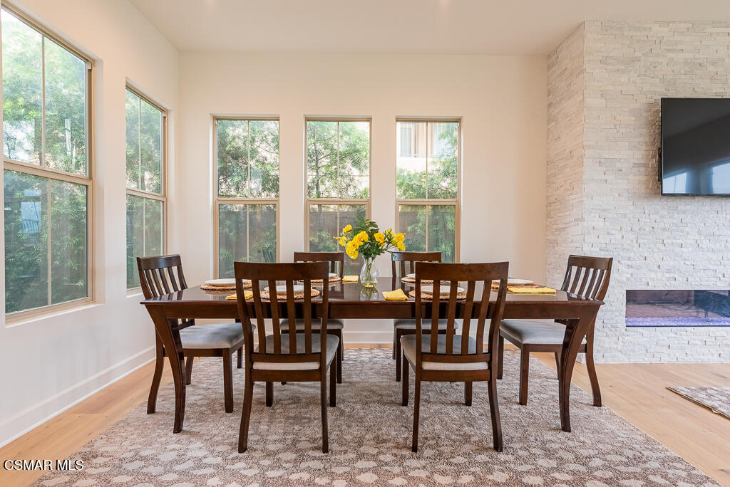 24359 W Stone Bend Lane