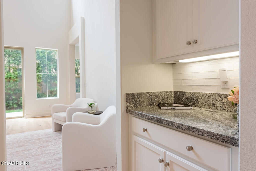 24359 W Stone Bend Lane