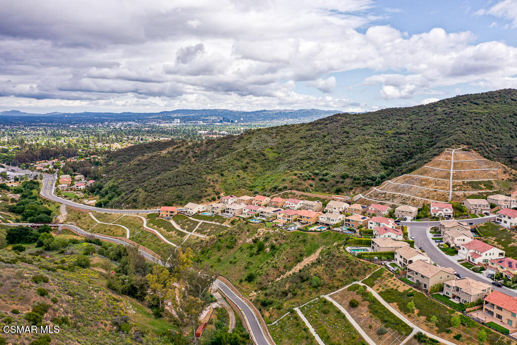 24359 W Stone Bend Lane