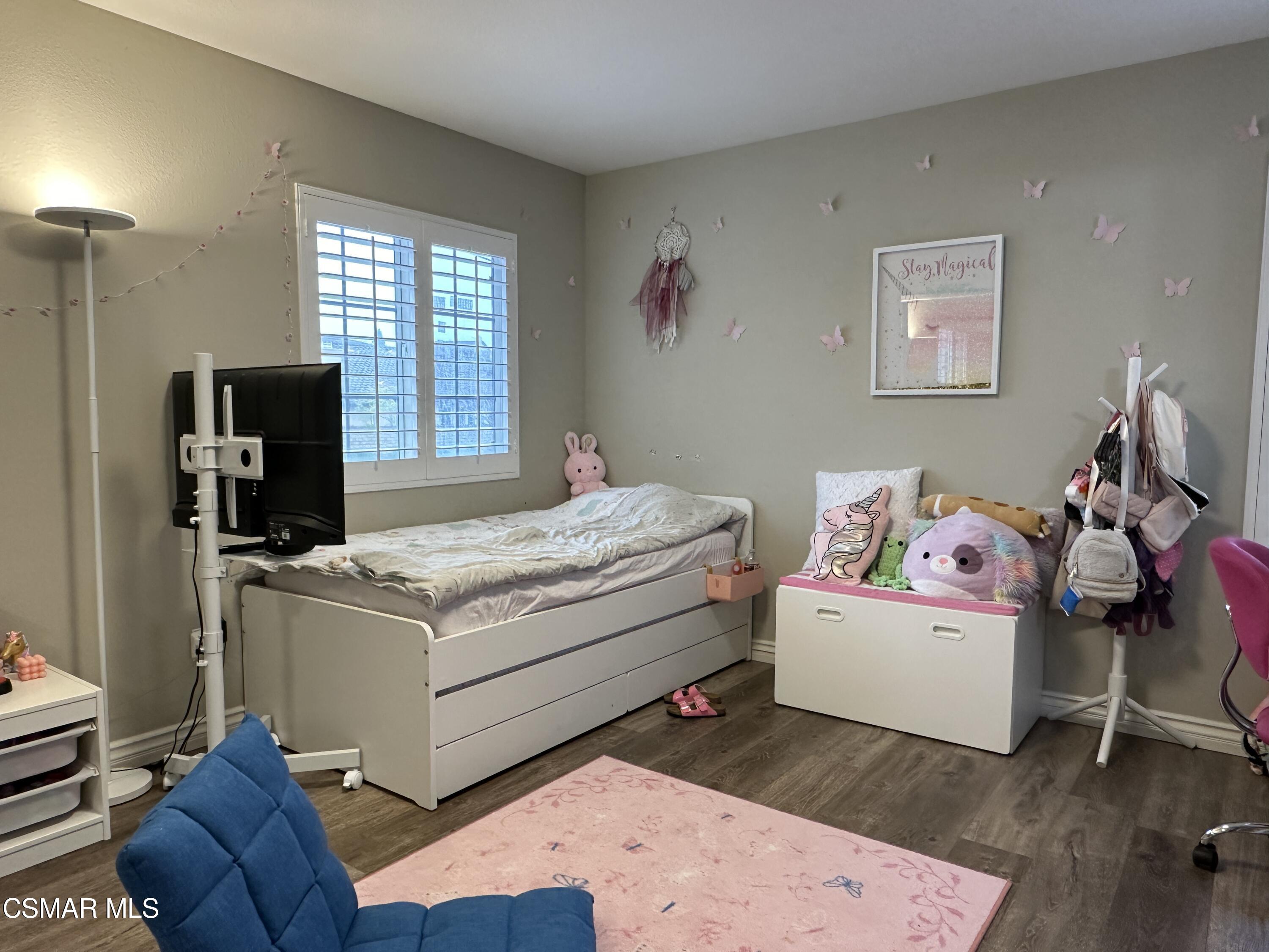 1915 Seabreeze Street