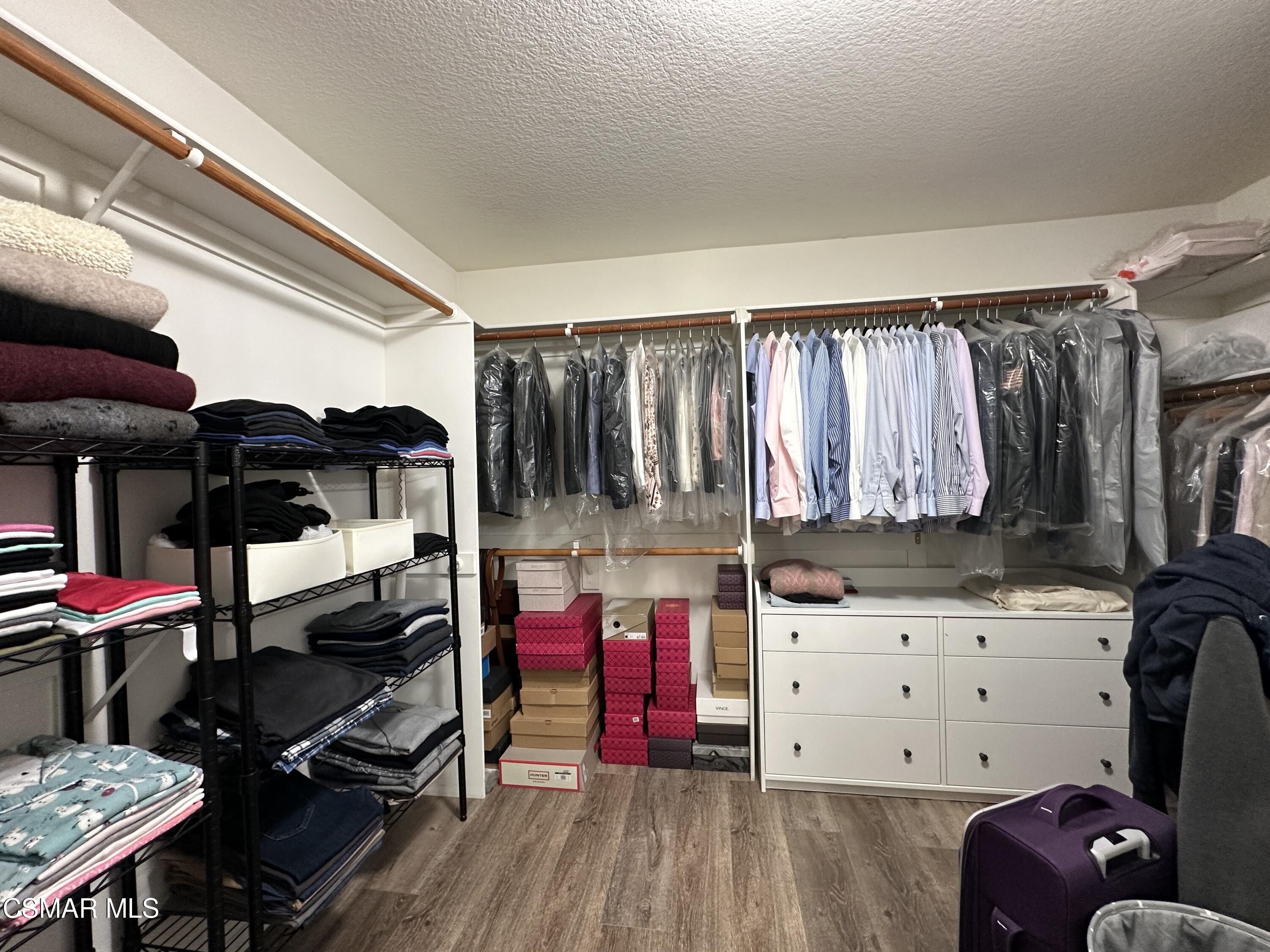 1915 Seabreeze Street