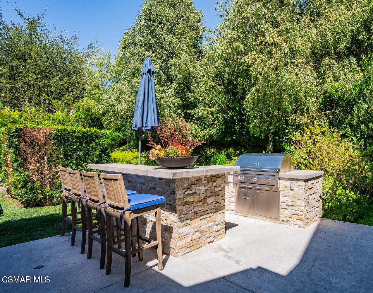 2385 Calbourne Court