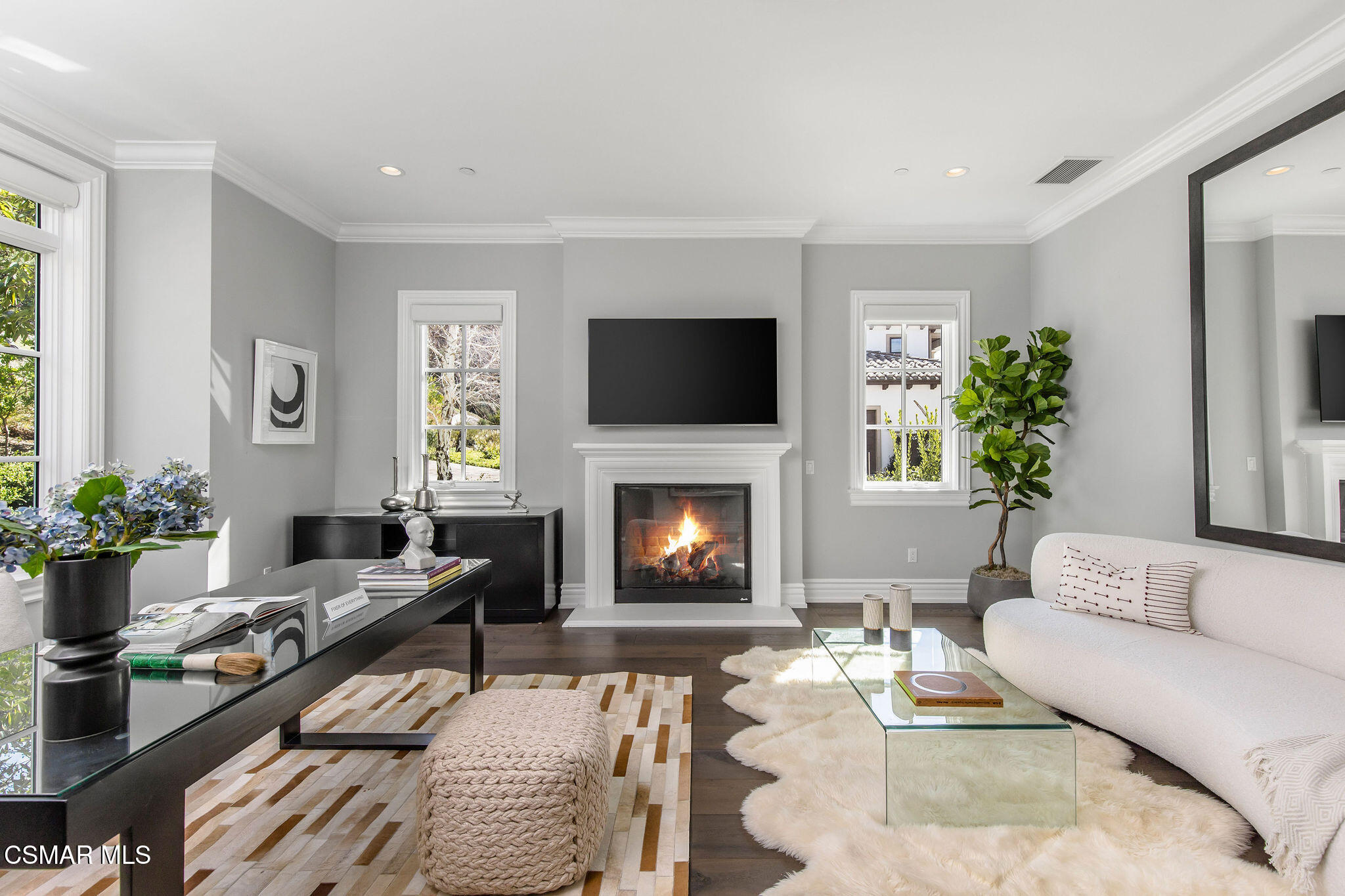2385 Calbourne Court