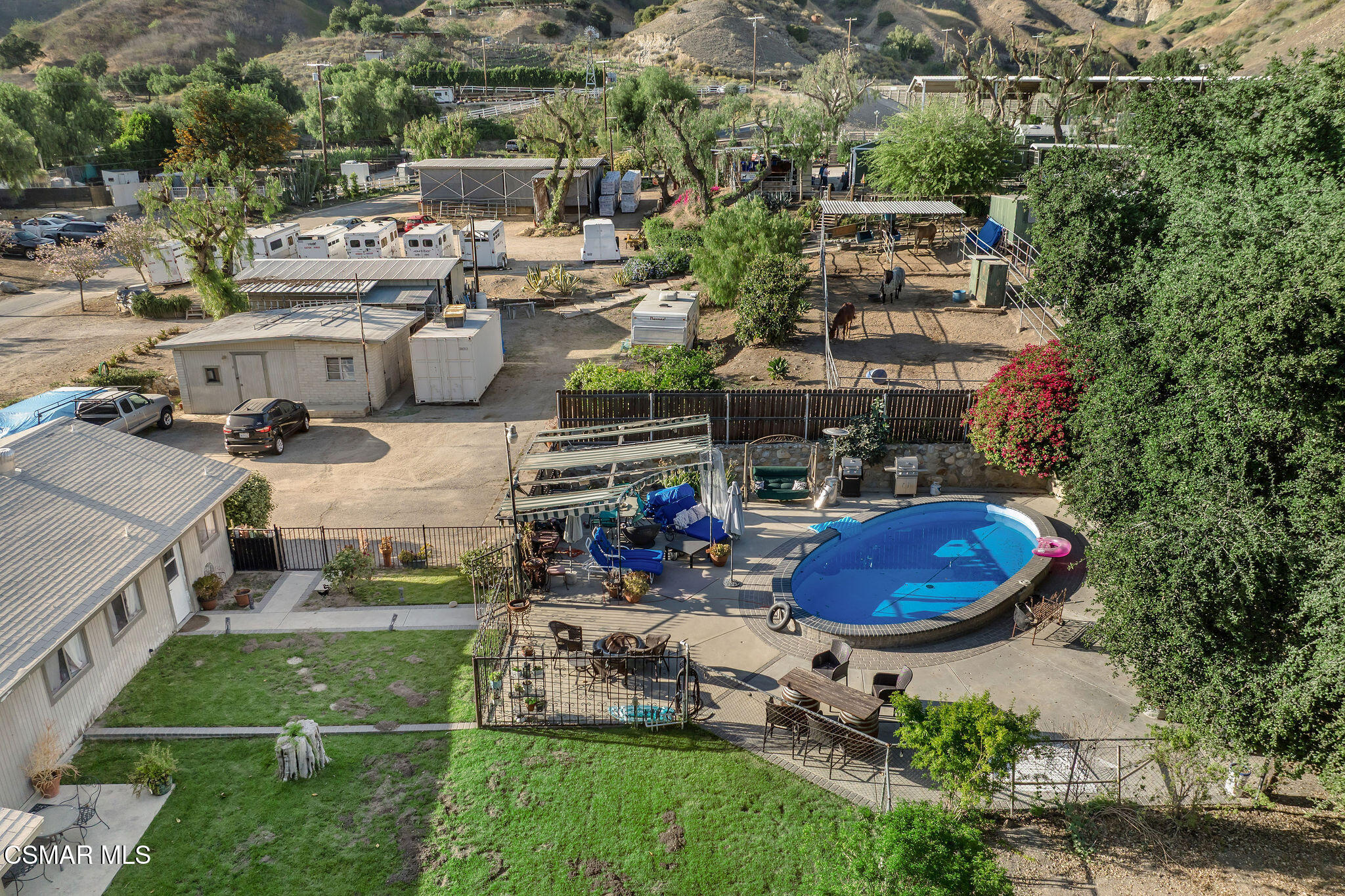 11270 Dominica Avenue