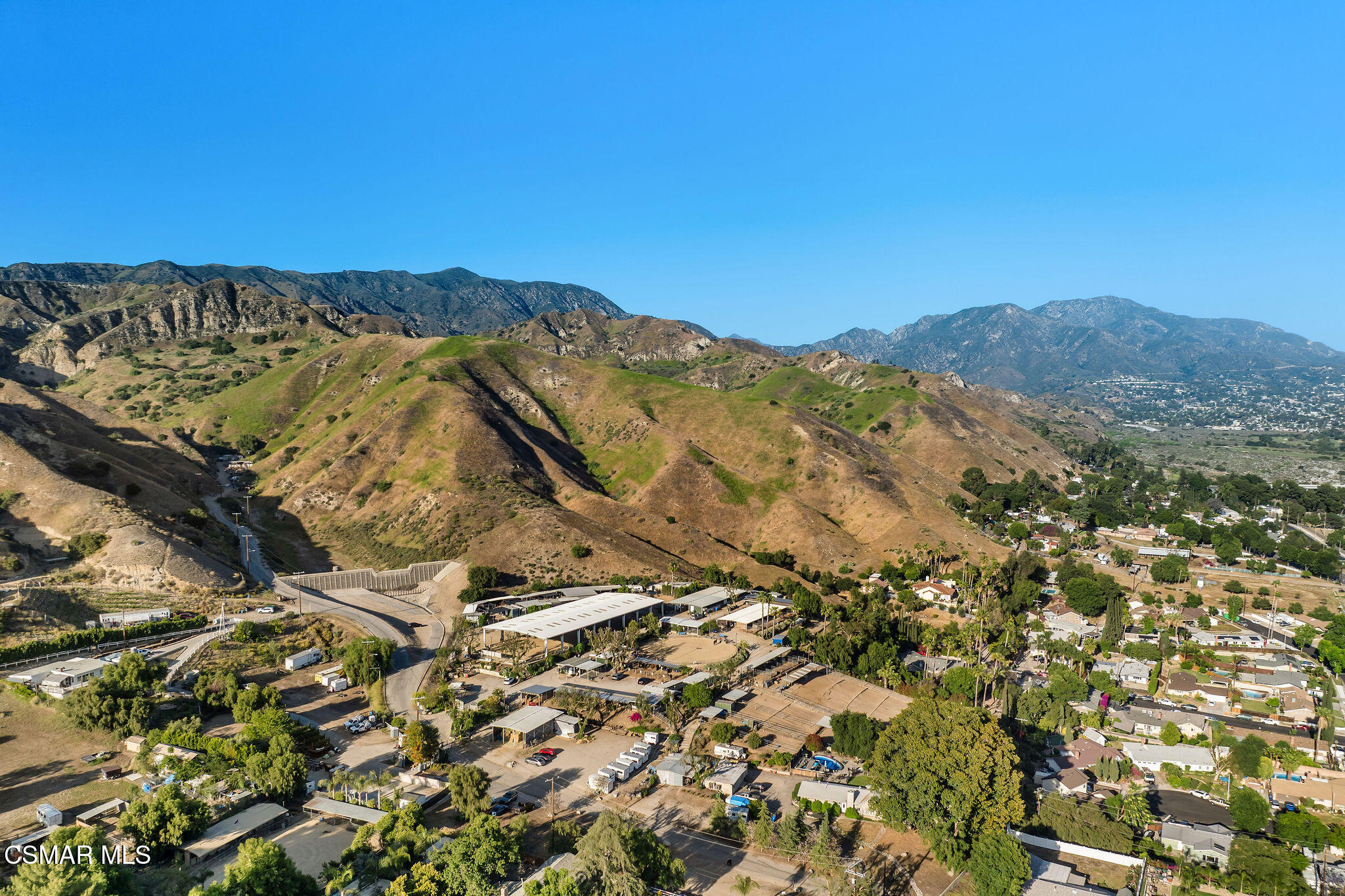 11270 Dominica Avenue