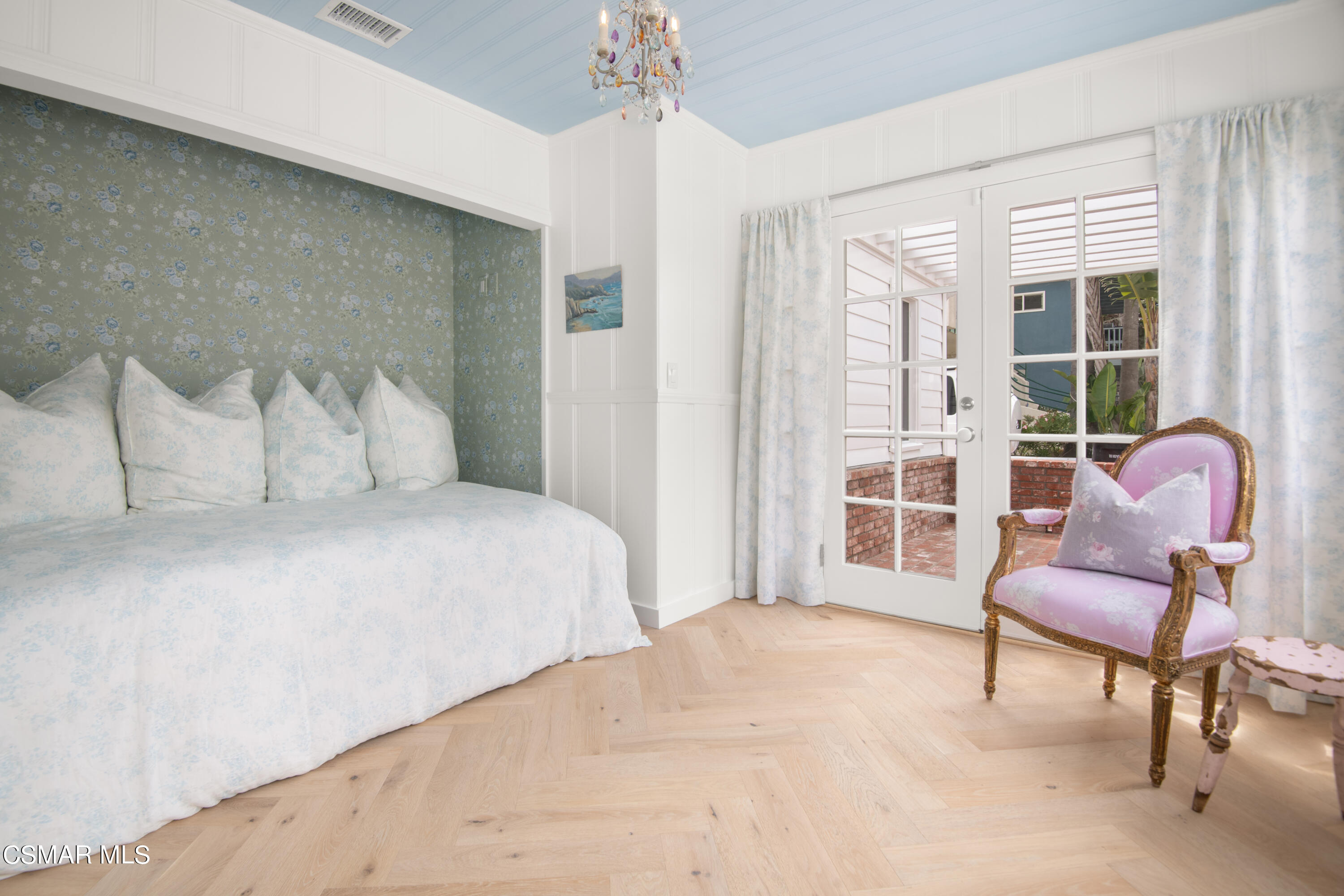 132 Santa Rosa Avenue