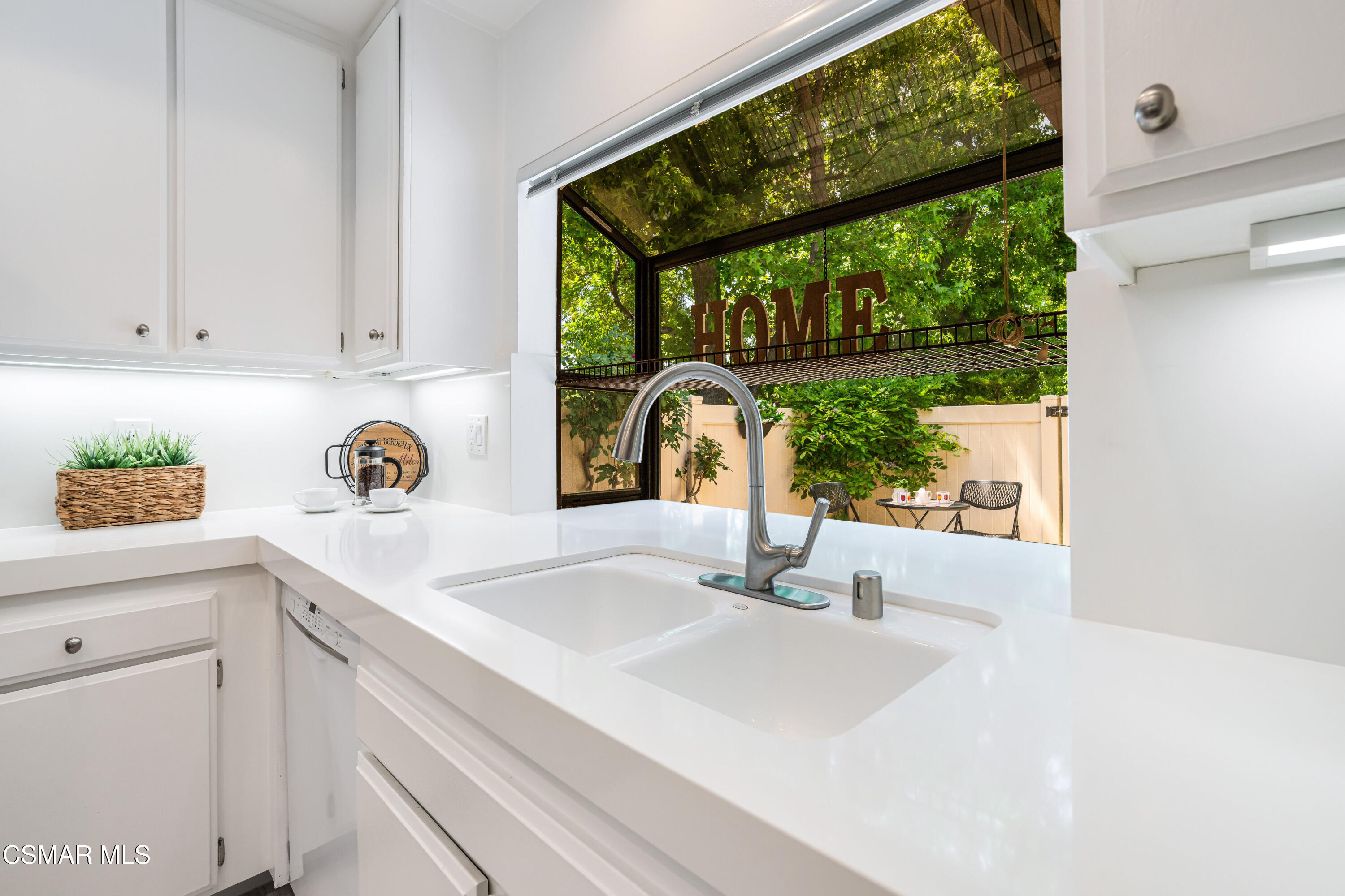 1103 Catlin Street, C