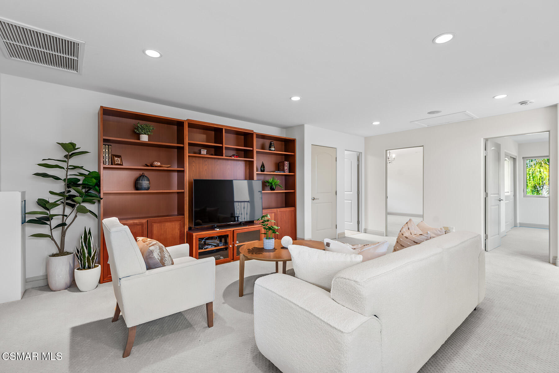 1605 E Hillcrest Drive, A